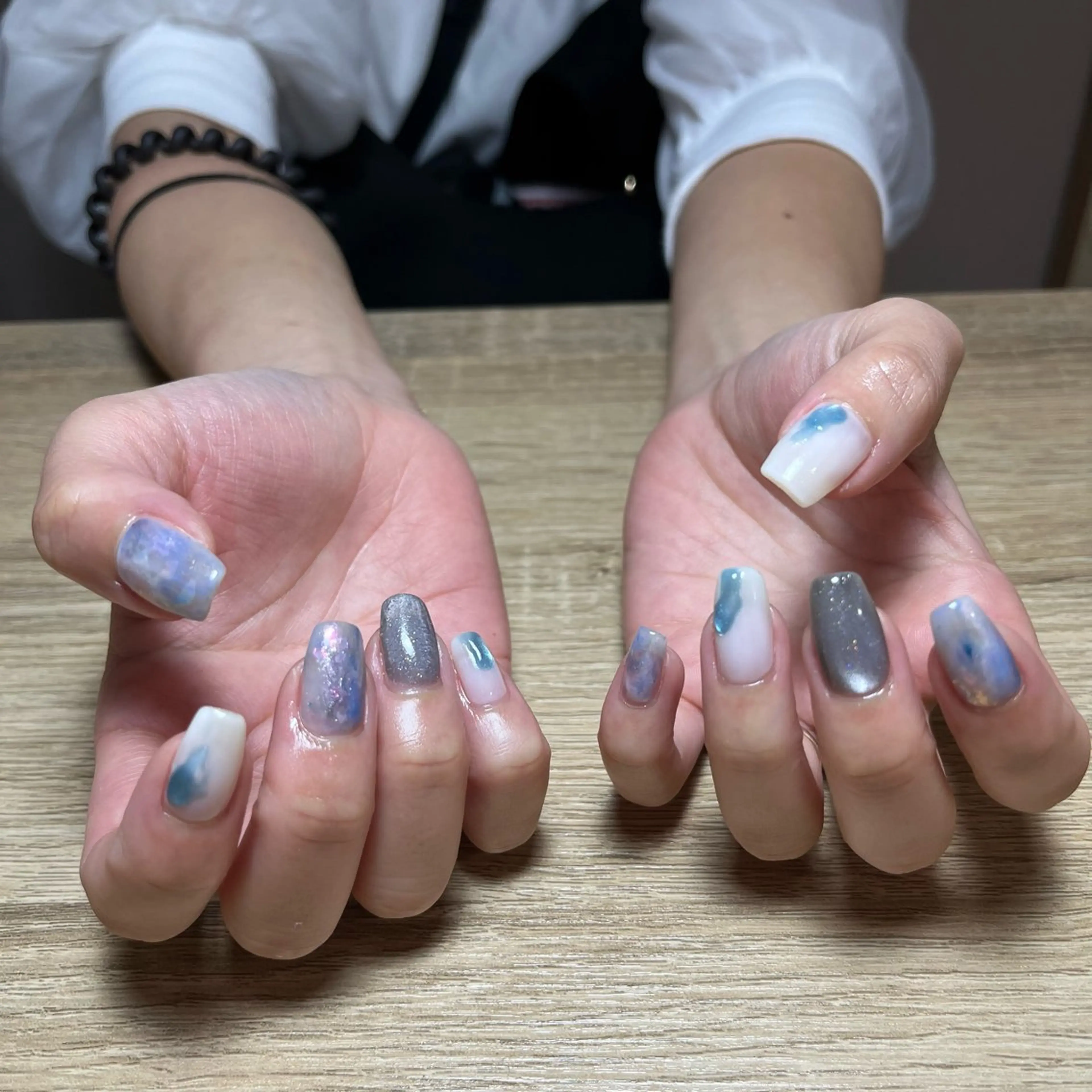 ネイル ハンドネイル imymemine所属・渡邊 束紗のネイルデザイン