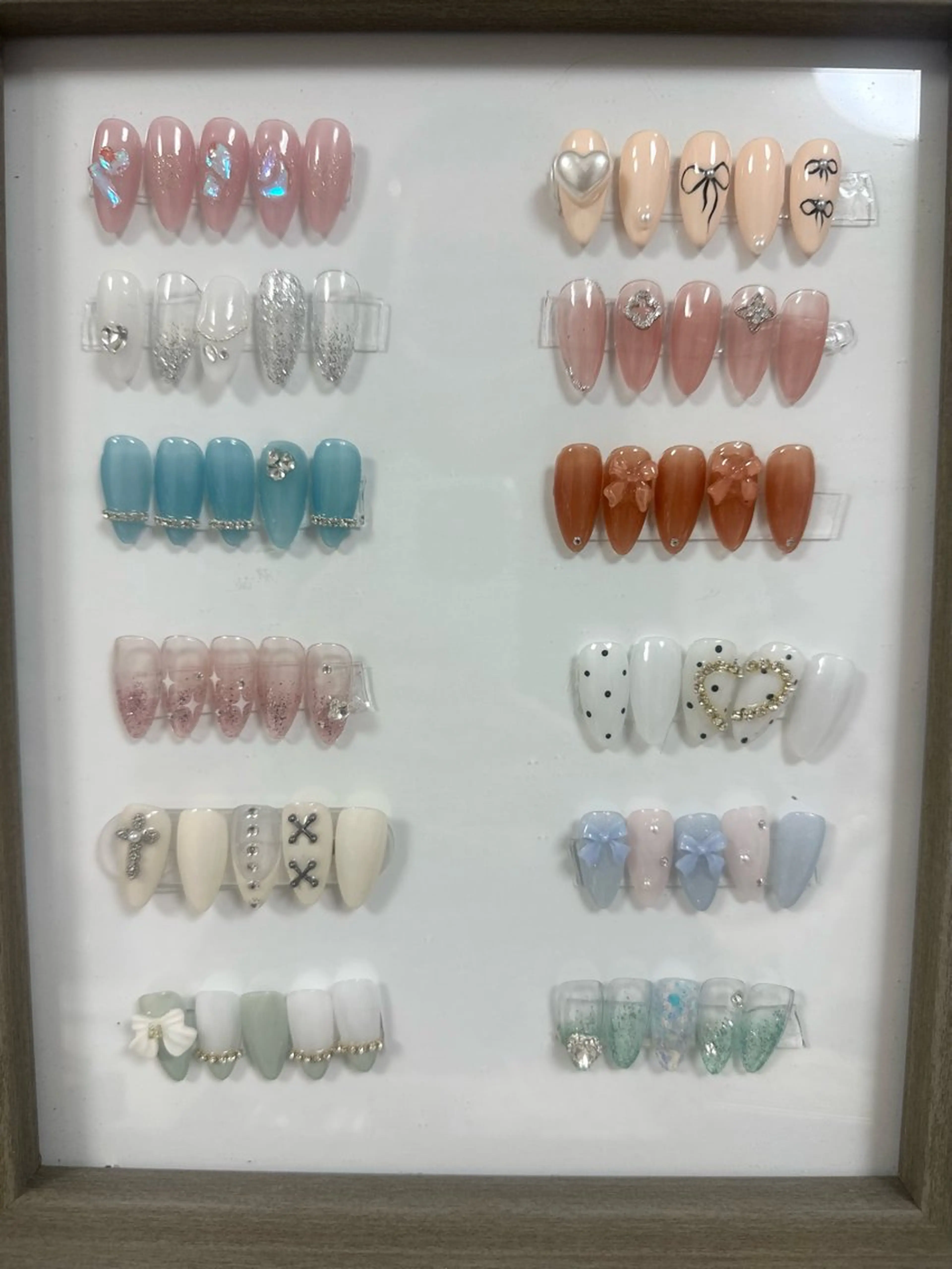 ネイル ハンドネイル ハンドケア 🍑 momo_nailのネイルデザイン