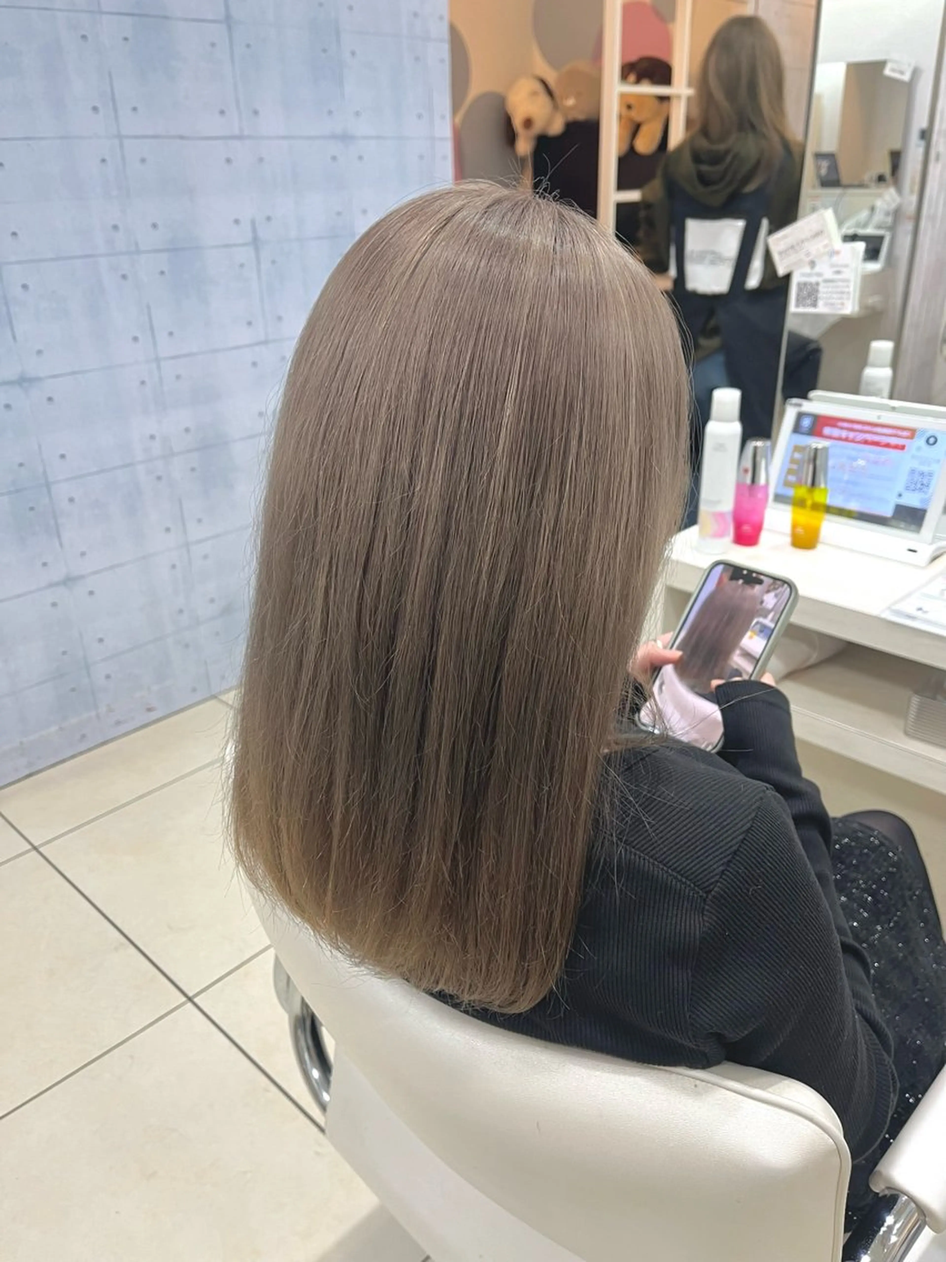 セミロング カラー 🌻デジパモデル募集 🌻Yunaのヘアスタイル