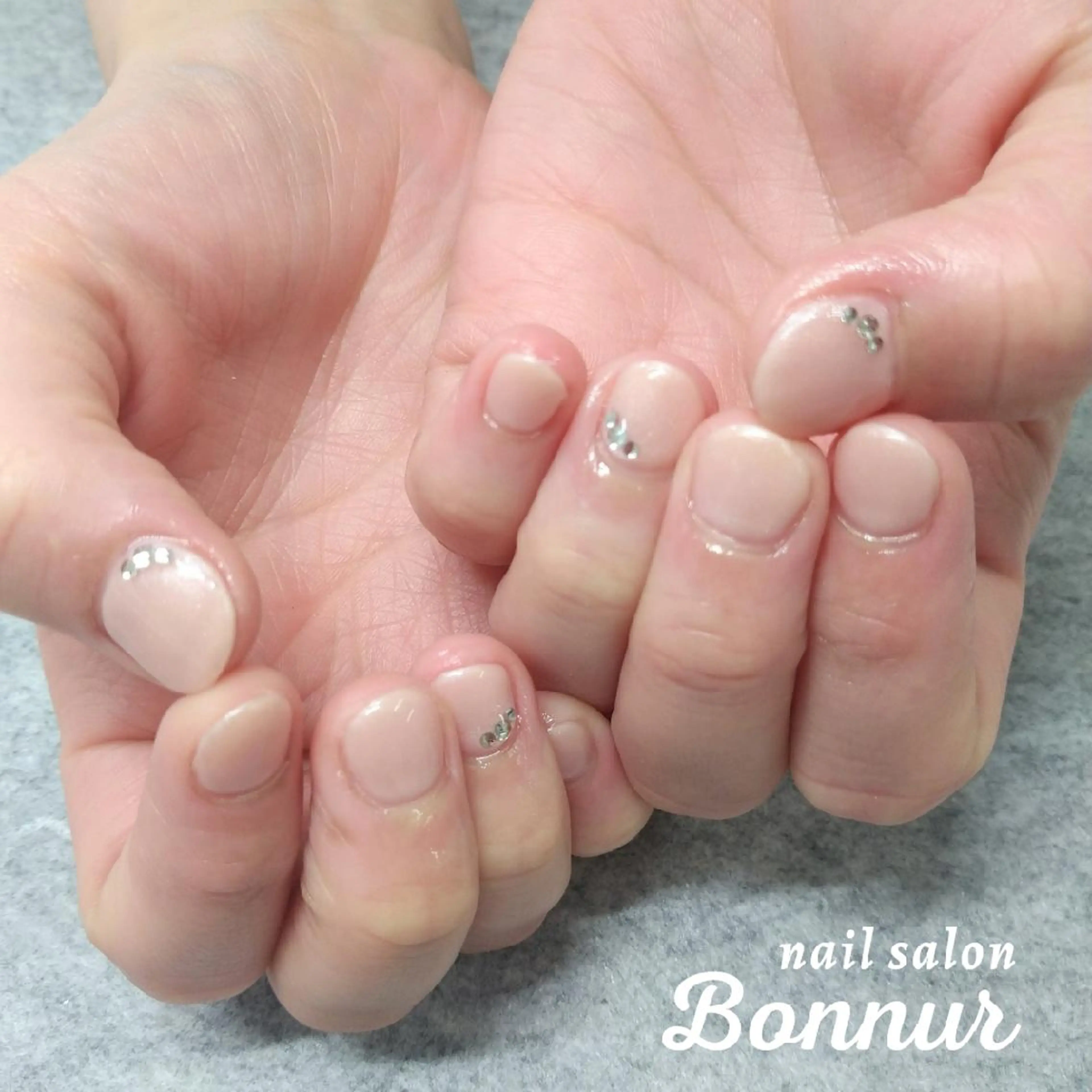 ネイル ワンカラーネイル ストーンネイル BBnail ogataのネイルデザイン