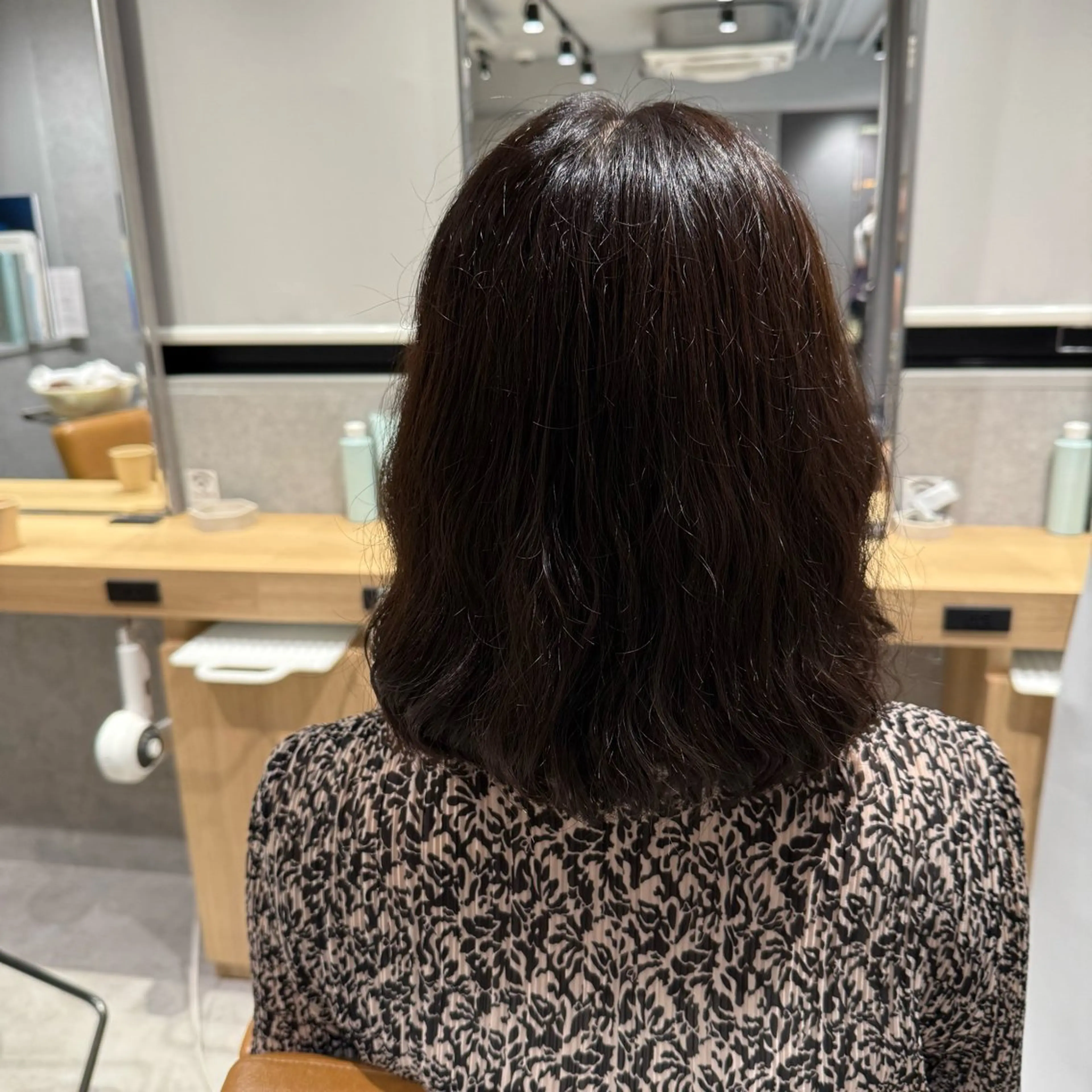 ミディアム ヘアカラー 青木 あいかのヘアスタイル