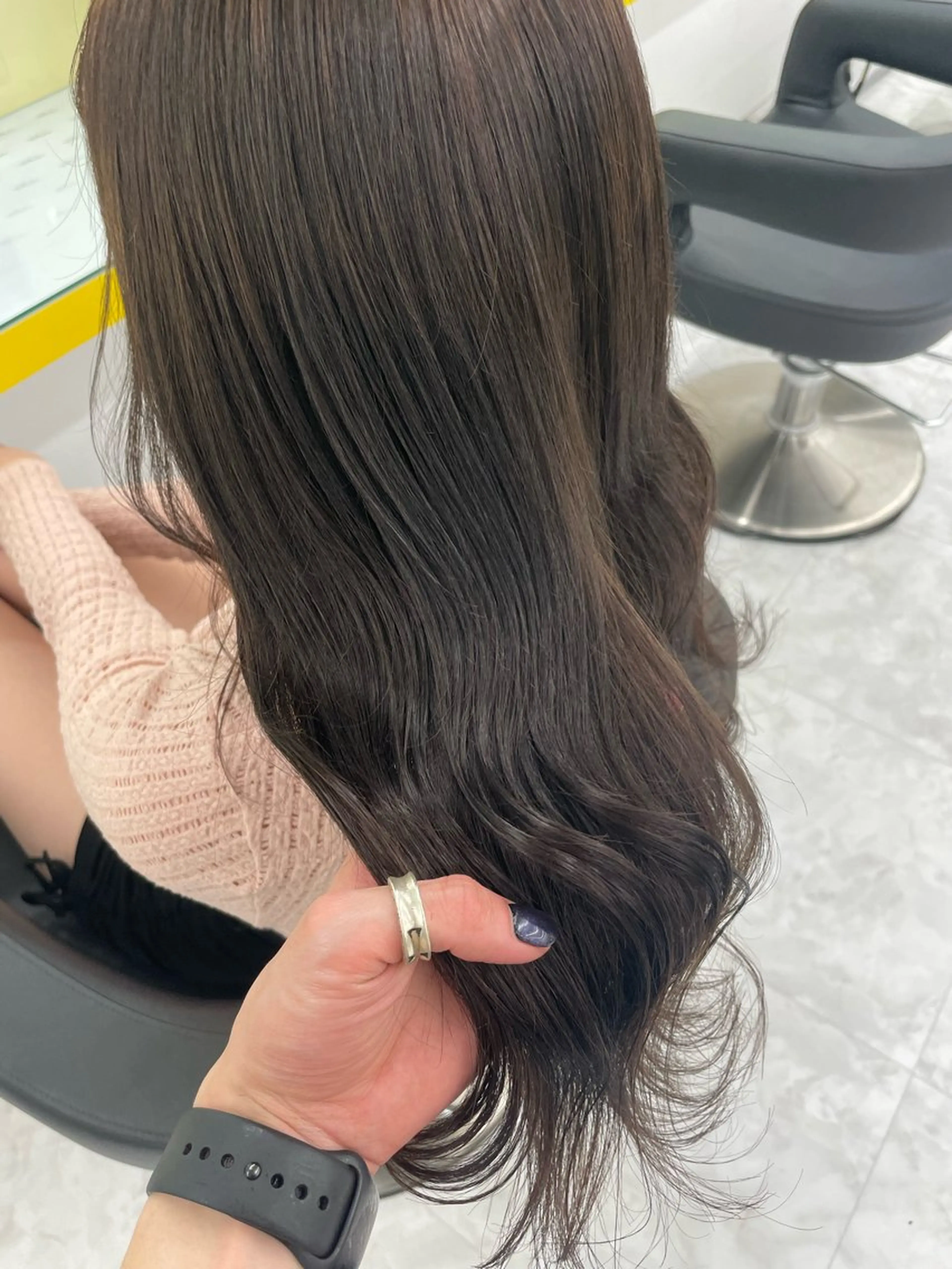 セミロング カラー ヘアアレンジ カット ヘアカラー トリートメント ☁️縮毛矯正✖️ 赤み消し☁️りくのヘアスタイル