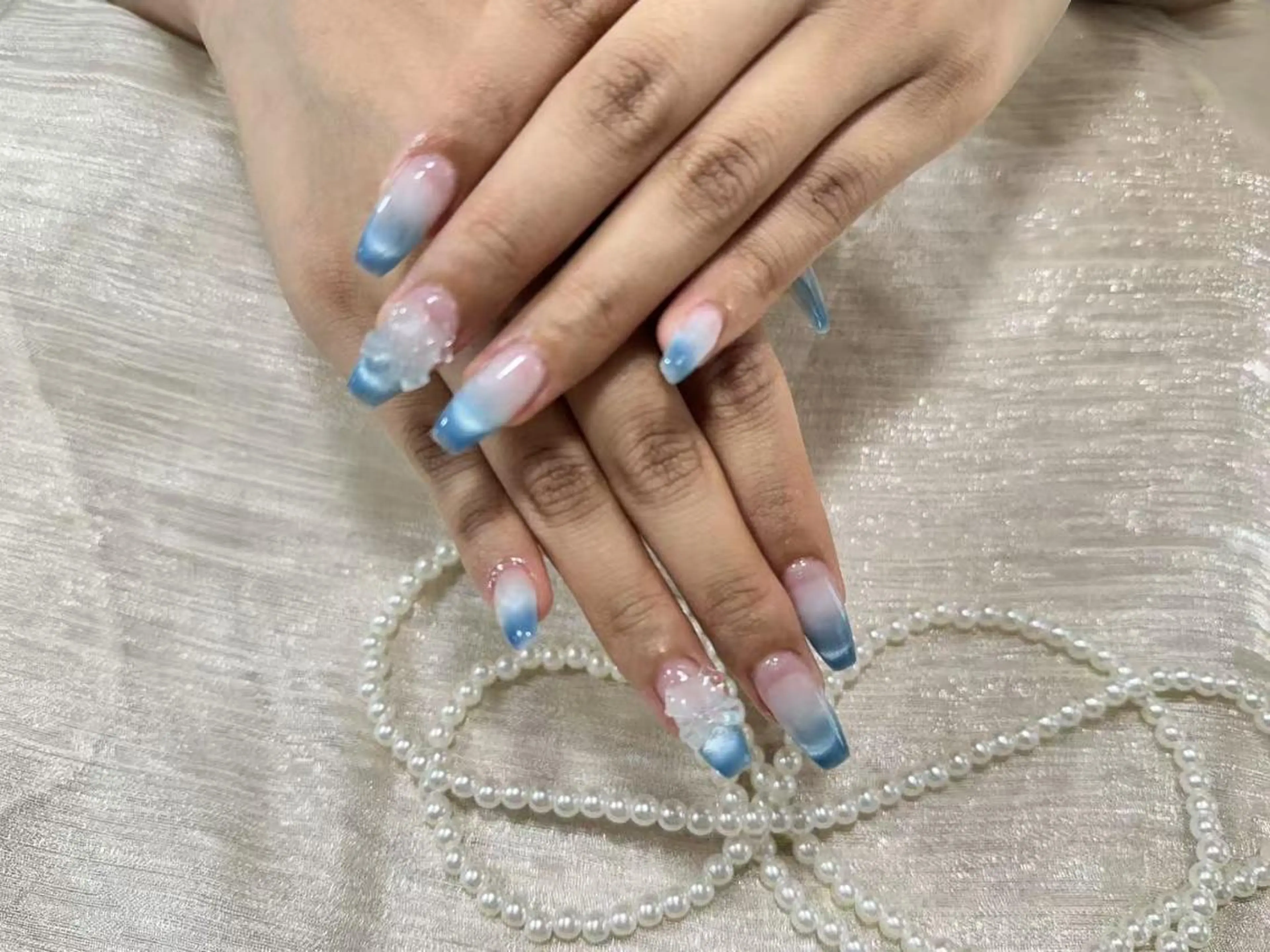 ネイル Alra アルラのネイルデザイン