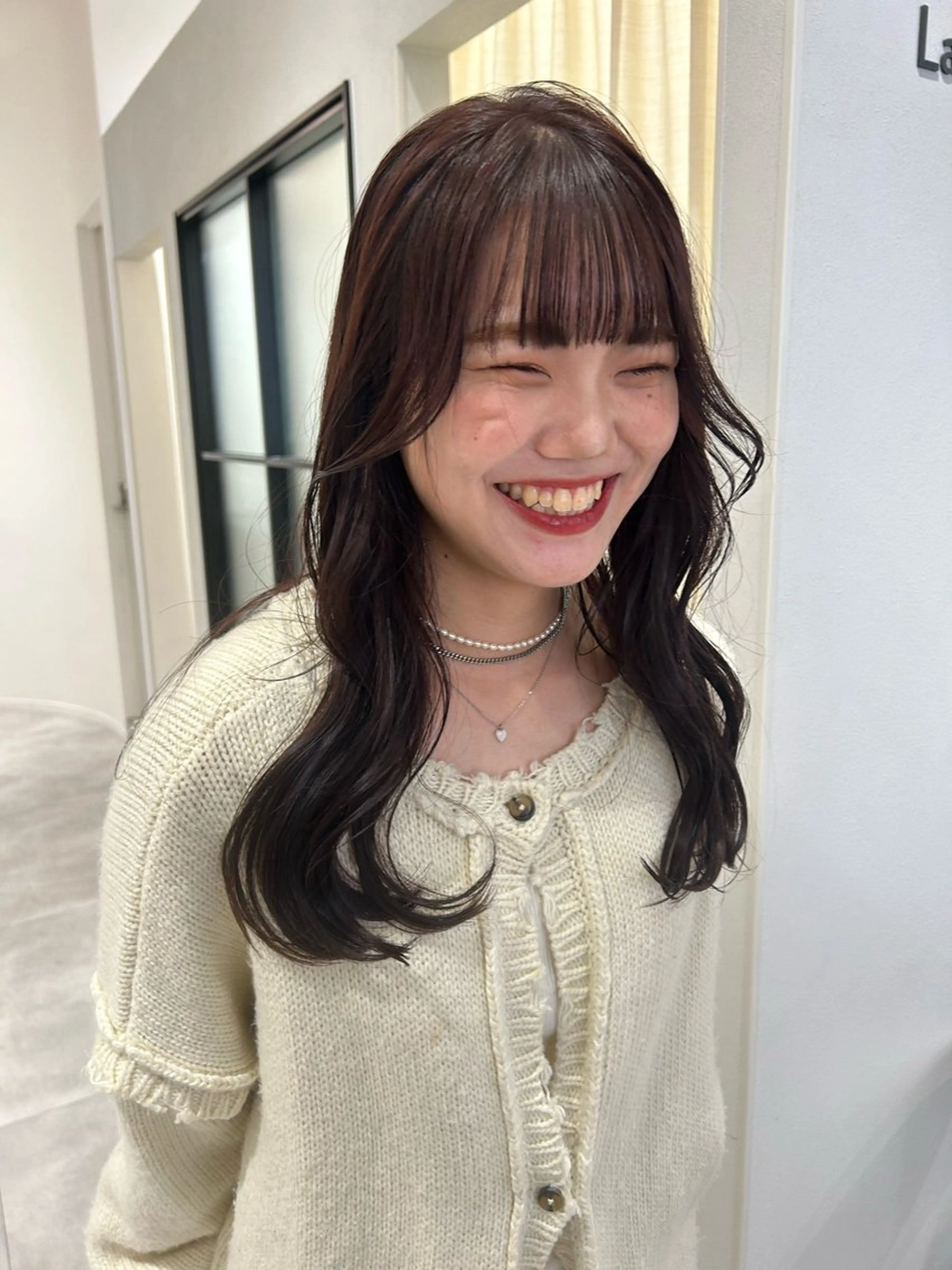 ロング カラー ボルドーカラー ブラウンカラー カット ヘアカラー オリーブベージュ/ ブリーチなし透明感のヘアスタイル