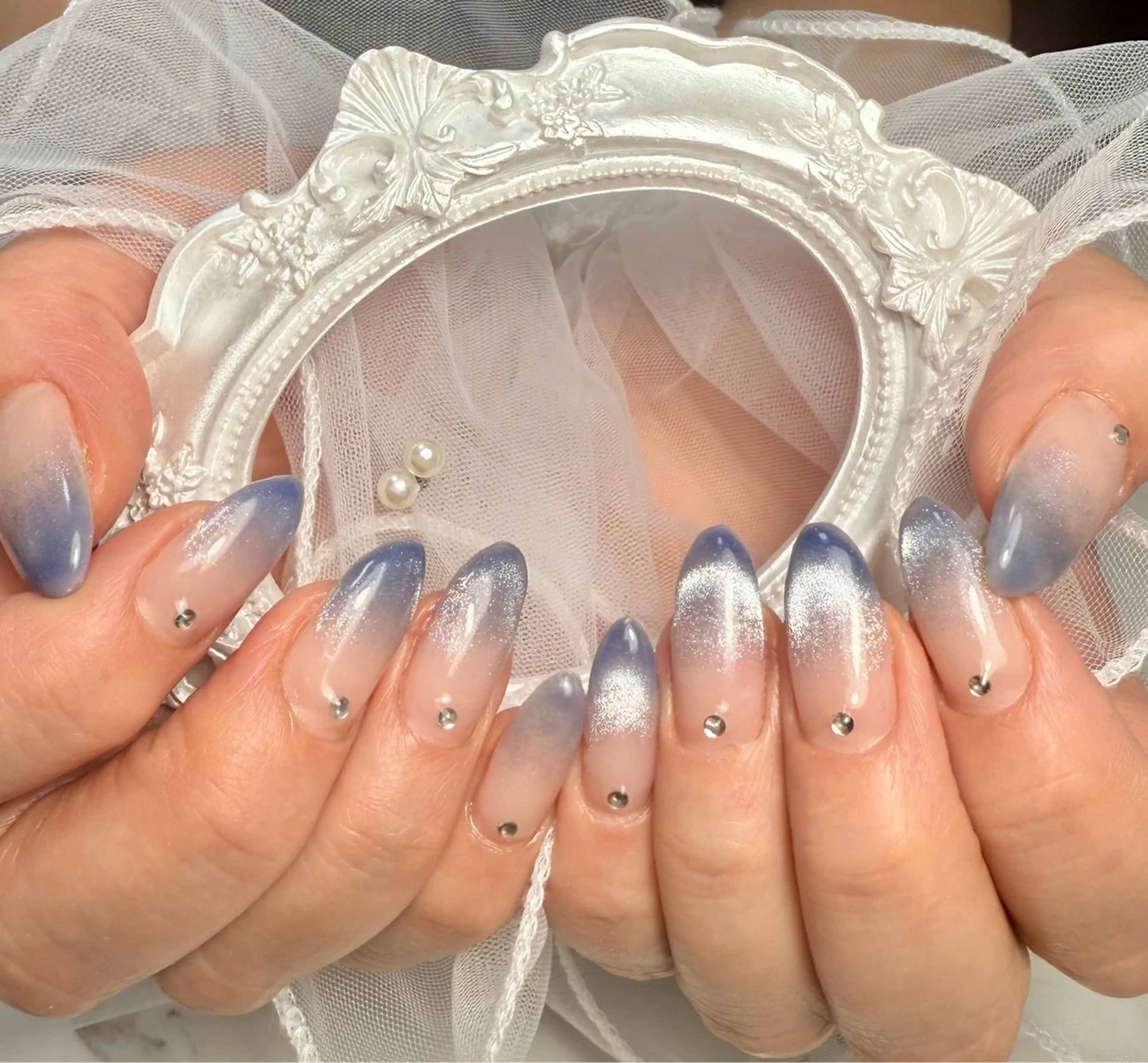 ネイル アートネイル フレンチネイル ガラスフレンチ 氷ネイル・うるうるネイル キラキラネイル M.N_ nailのネイルデザイン