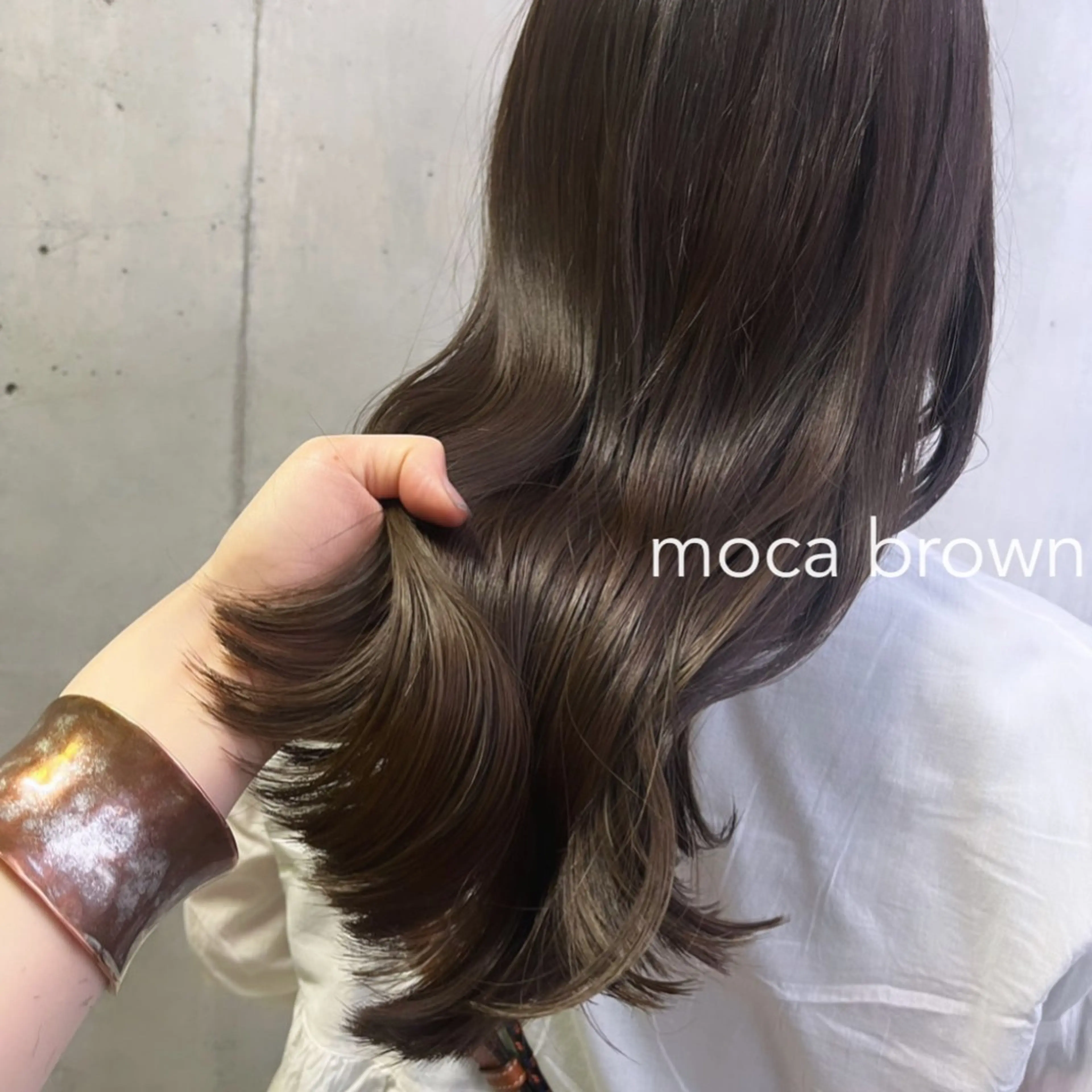 ミディアム カラー ベージュカラー ブラウンカラー ブラウンベージュ ココアブラウン グレージュ ヘアカラー トリートメント ヘッドスパ ヘアセット カジュアルを女っぽく 𝗮𝘆𝗮𝗰𝗼のヘアスタイル