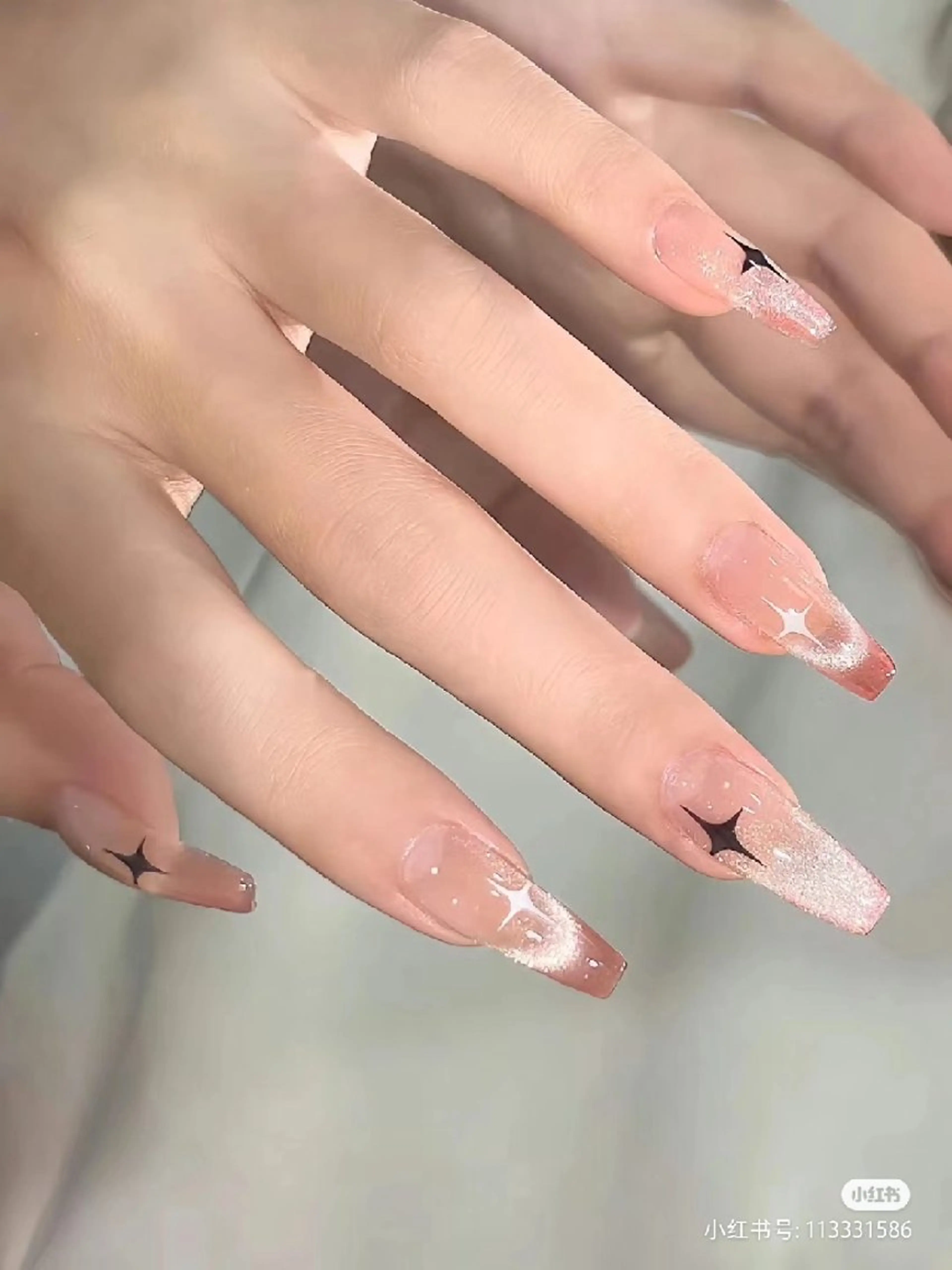 ネイル ハンドネイル THE ONE栄店所属・Theone栄店 川原のネイルデザイン