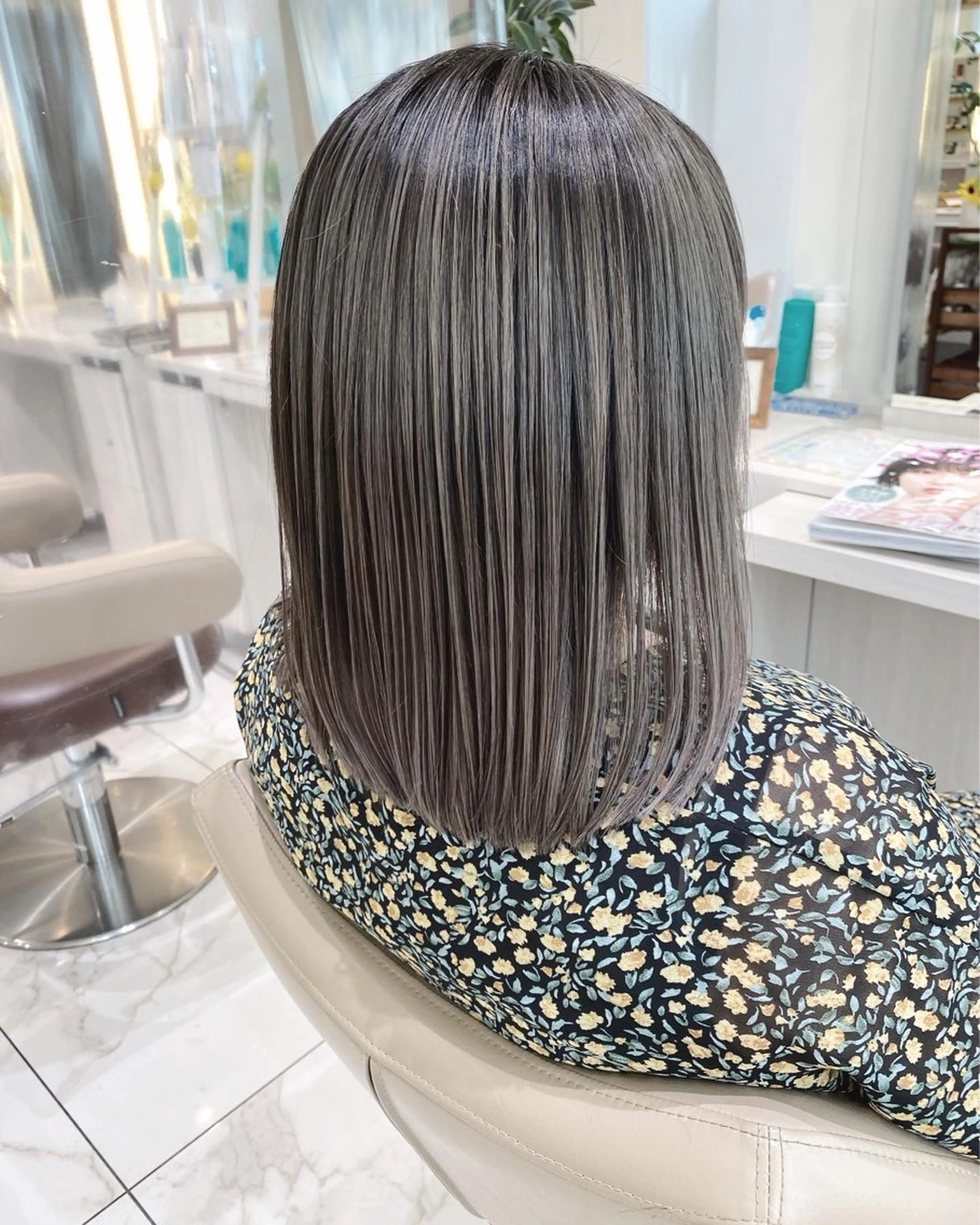🌵 平日限定 🌵カット✂︎-10歳髪質改善白髪ぼかしハイライトカラー💕の写真