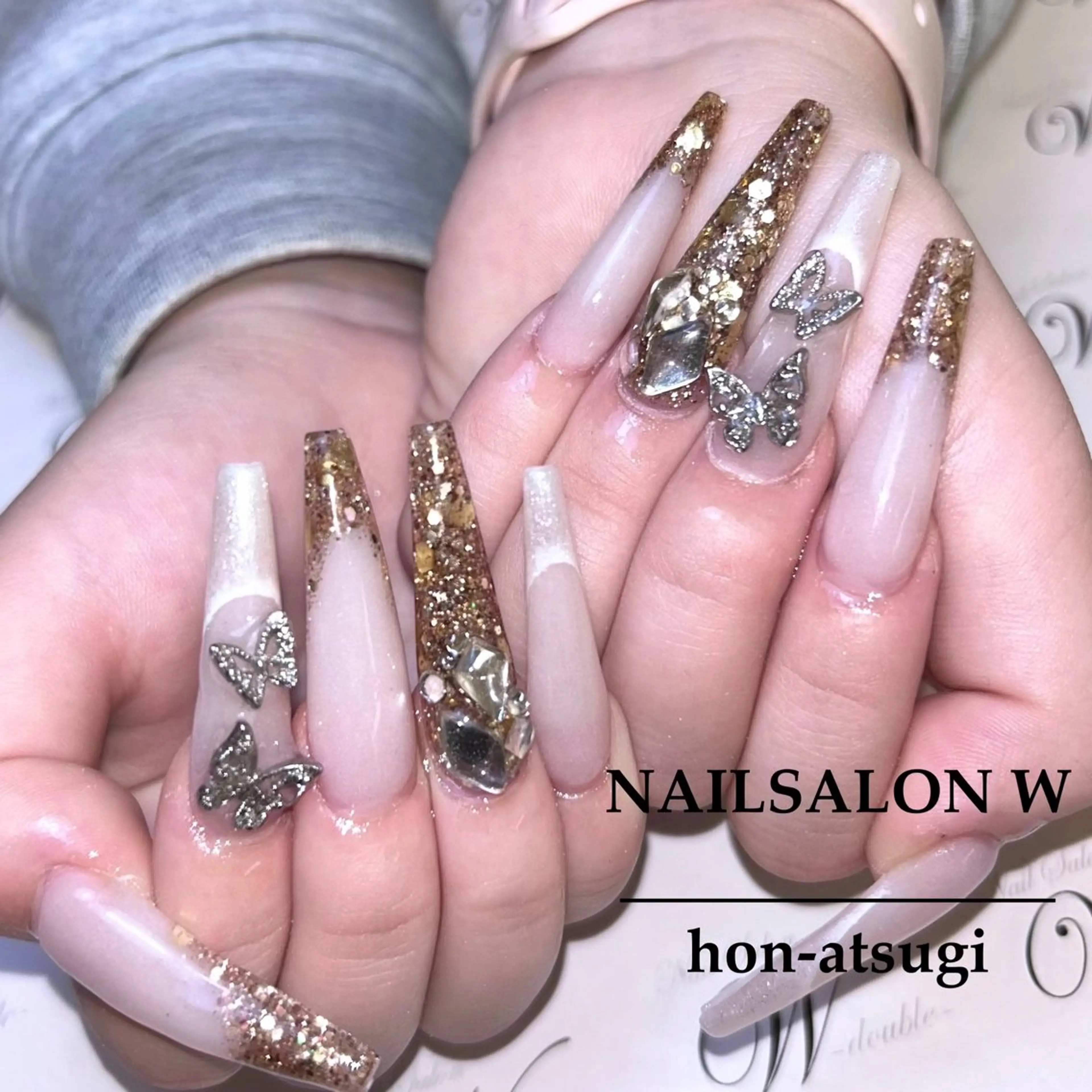 ネイル アートネイル ジェルネイル ロングネイル スカルプネイル ワンホンネイル ネイルサロン ダブルのネイルデザイン