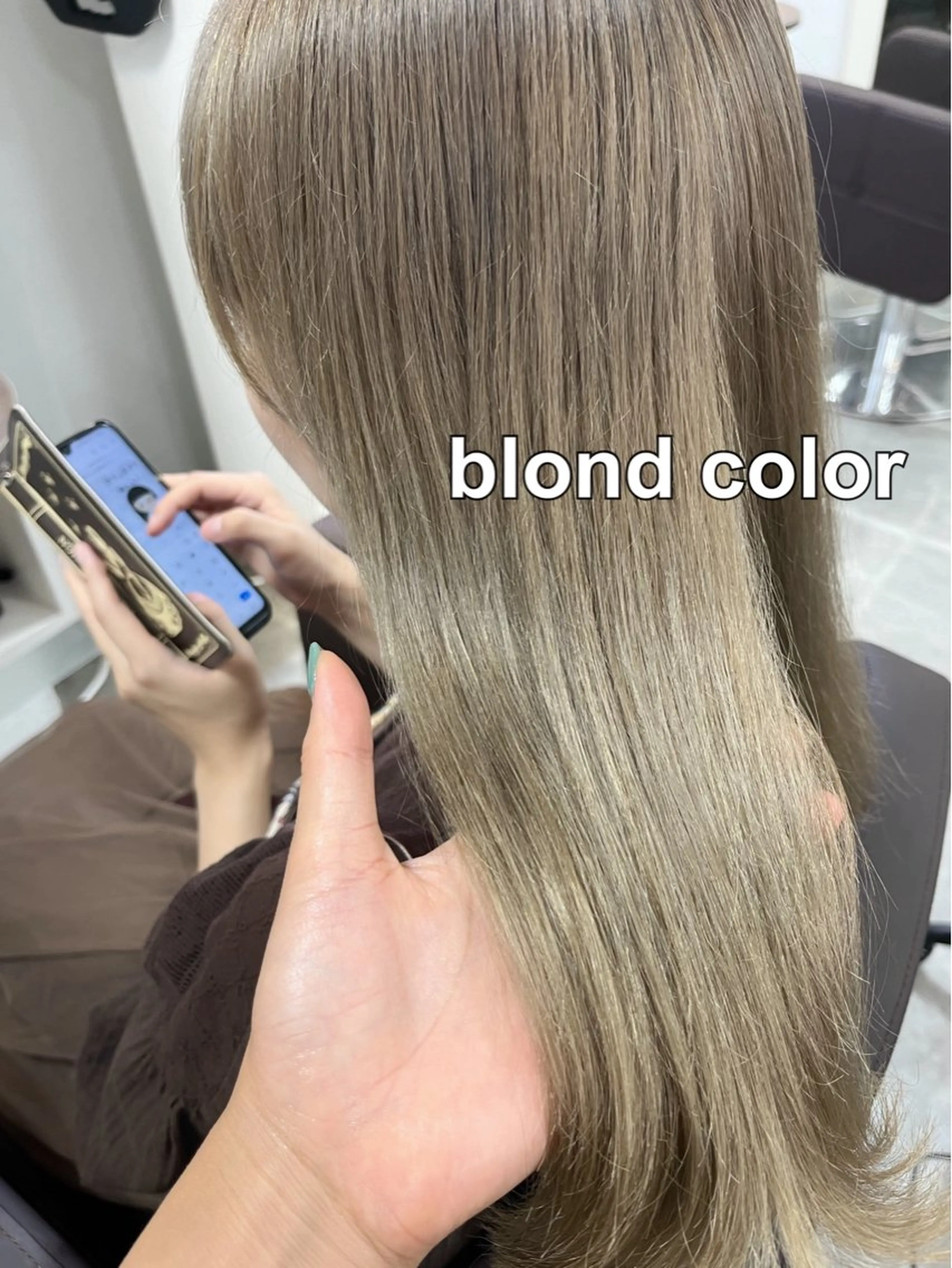 ミディアム カラー ヘアアレンジ ミディアムレイヤー ベージュカラー ブリーチ ケアブリーチ 透明感カラー SALOWIN自由が丘所属・ヘッドスパ✨髪質ケア サロン🌿chacoのエステ・リラクイメージ