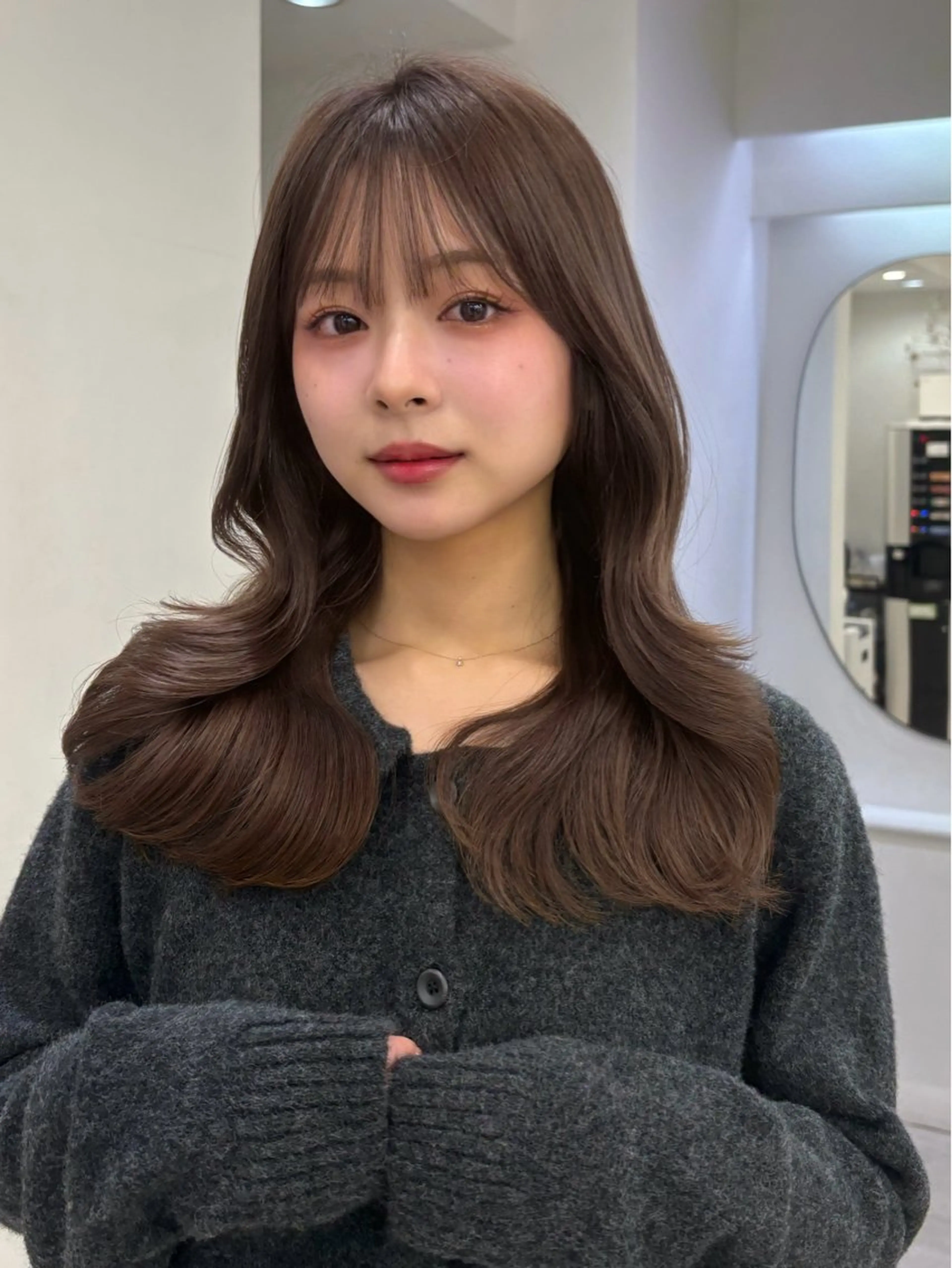 ロング カラー ベージュカラー 韓国風ヘア レイヤーカット カット ヘアカラー トリートメント 艶髪/モテヘア🎀 MIHOのヘアスタイル