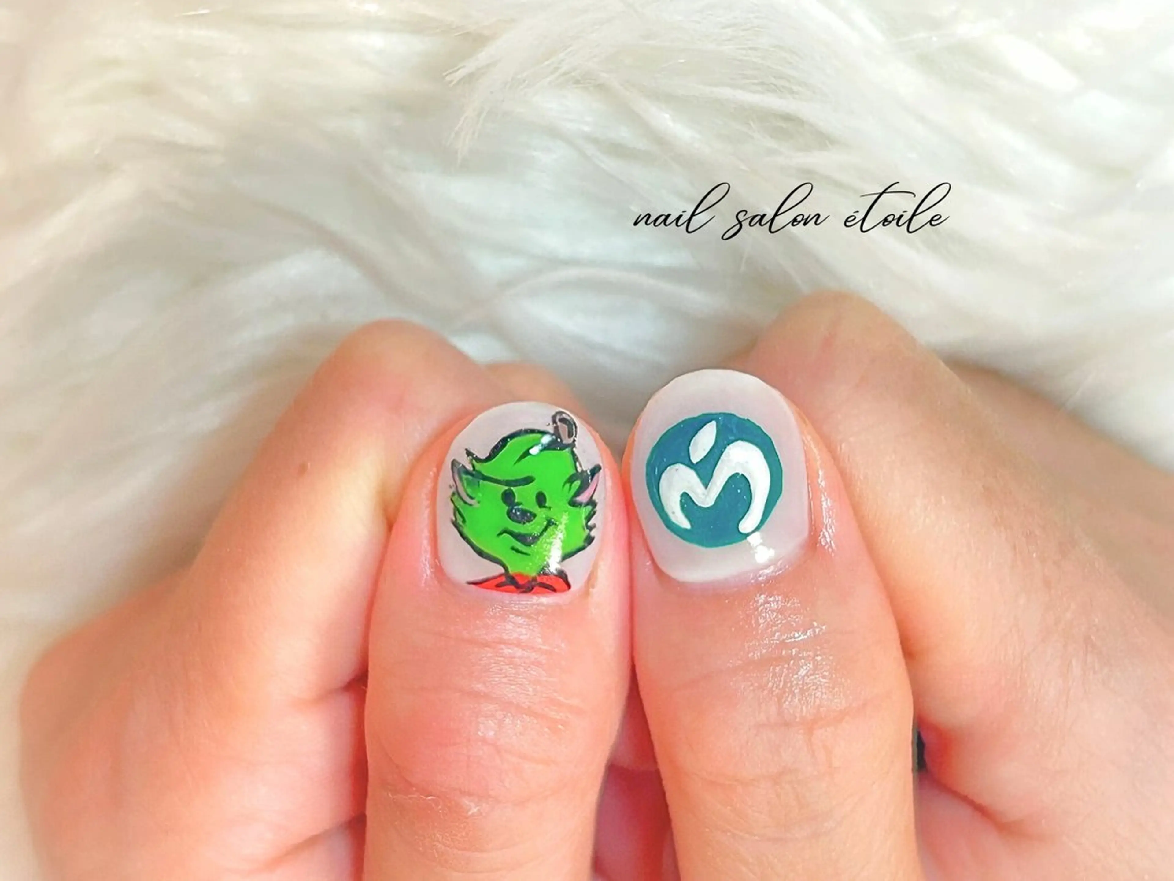 ネイル アートネイル グリーン ホワイト ハンドネイル nail salon étoileのネイルデザイン