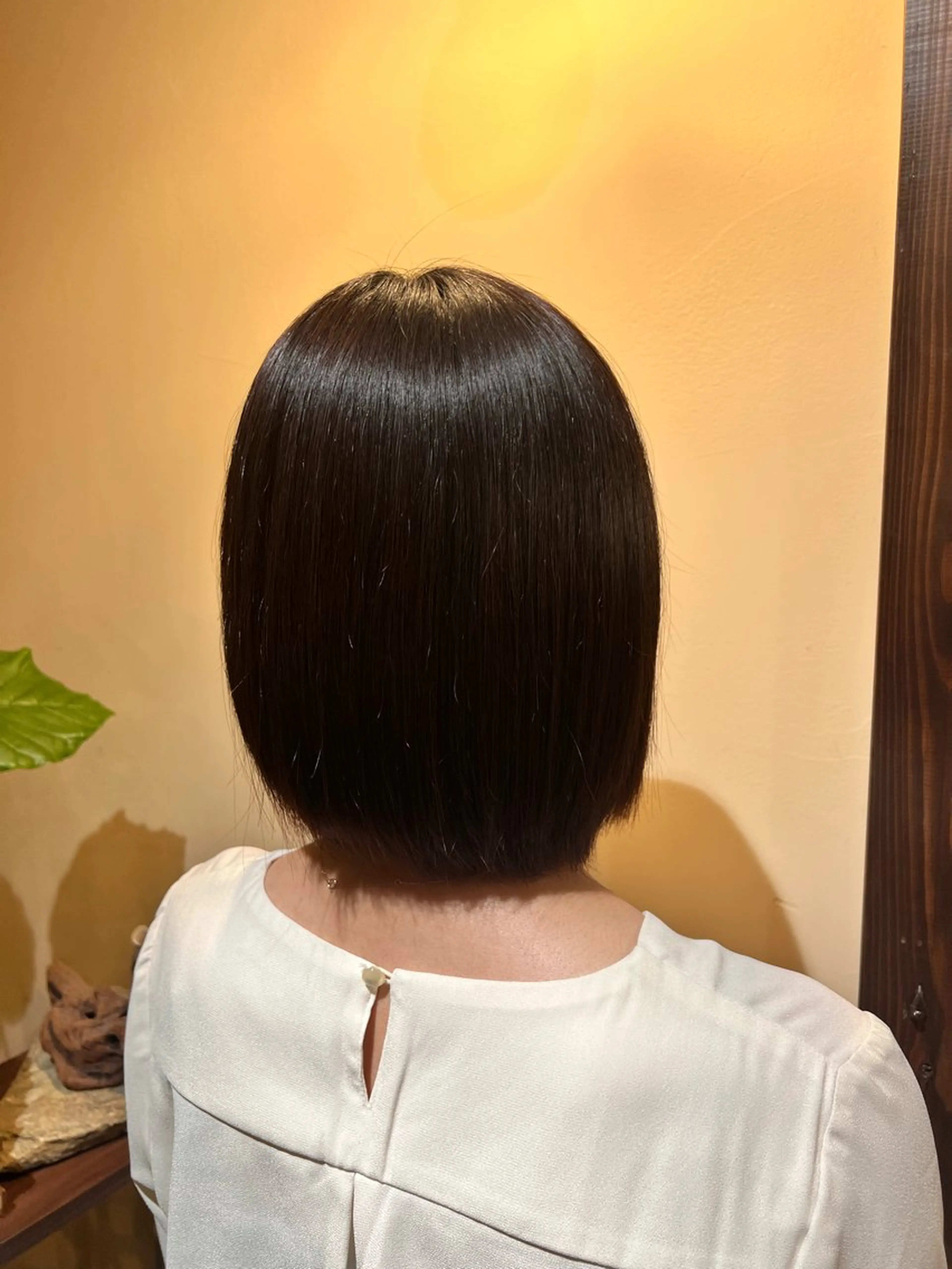 ショート Luster Friends所属・まゆ | 艶カラー | ストレートのヘアスタイル