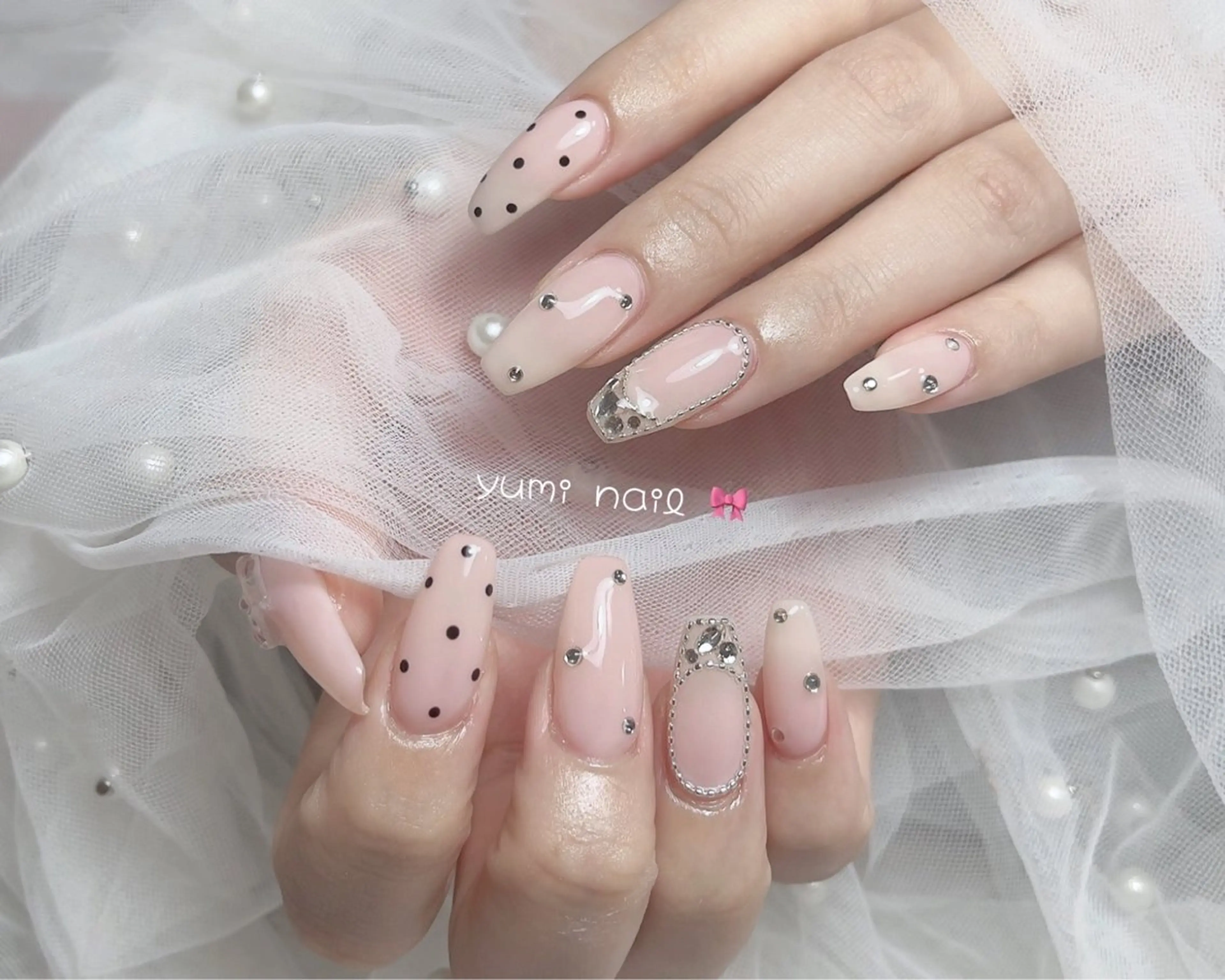 ネイル ハンドネイル 𝐲𝐮𝐦𝐢🎀 デザイン長さ出し専門のネイルデザイン