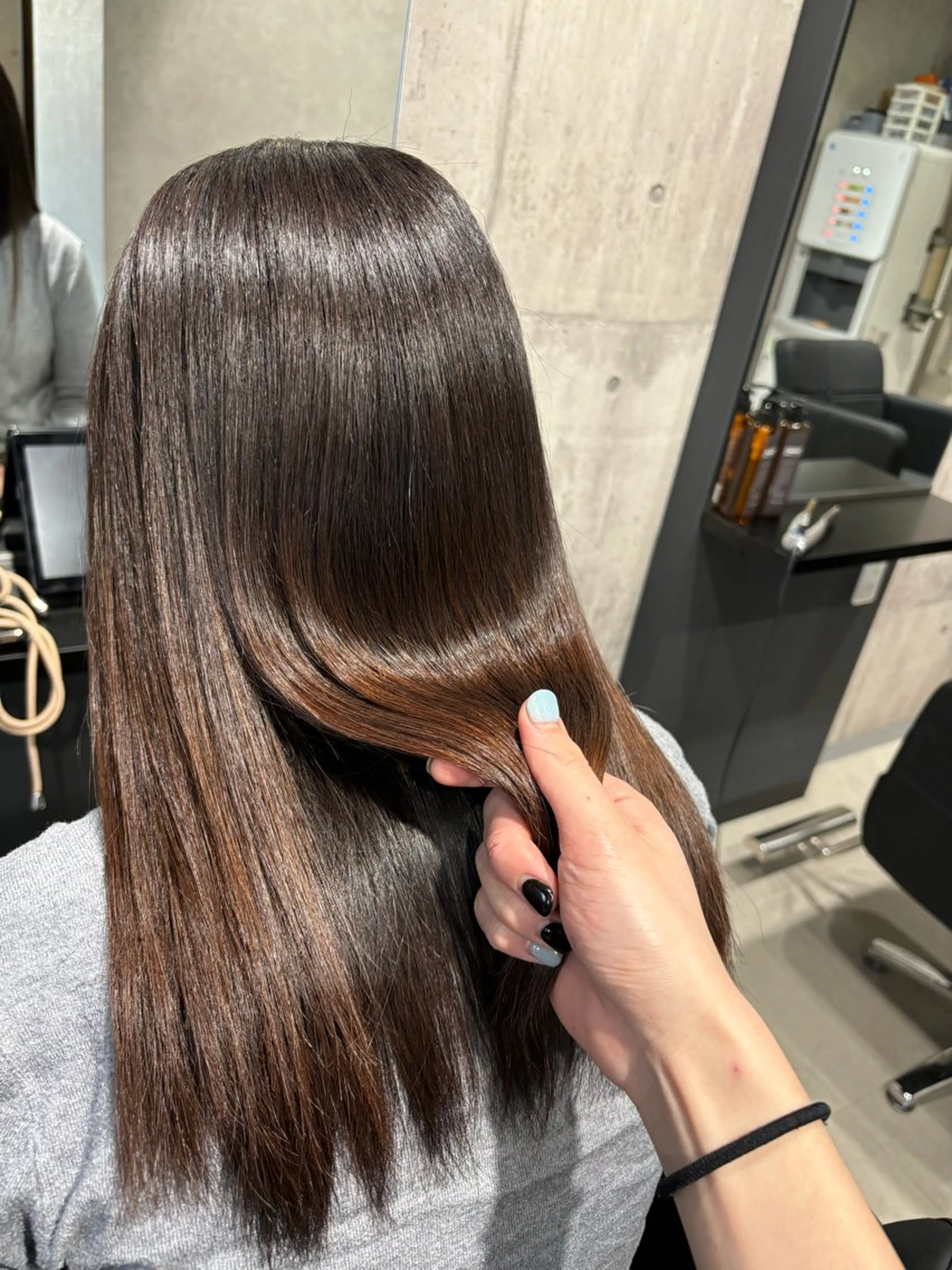 ロング 髪質改善 酸性ストレート _white【京橋店】所属・_WHITE / KENTOのヘアスタイル