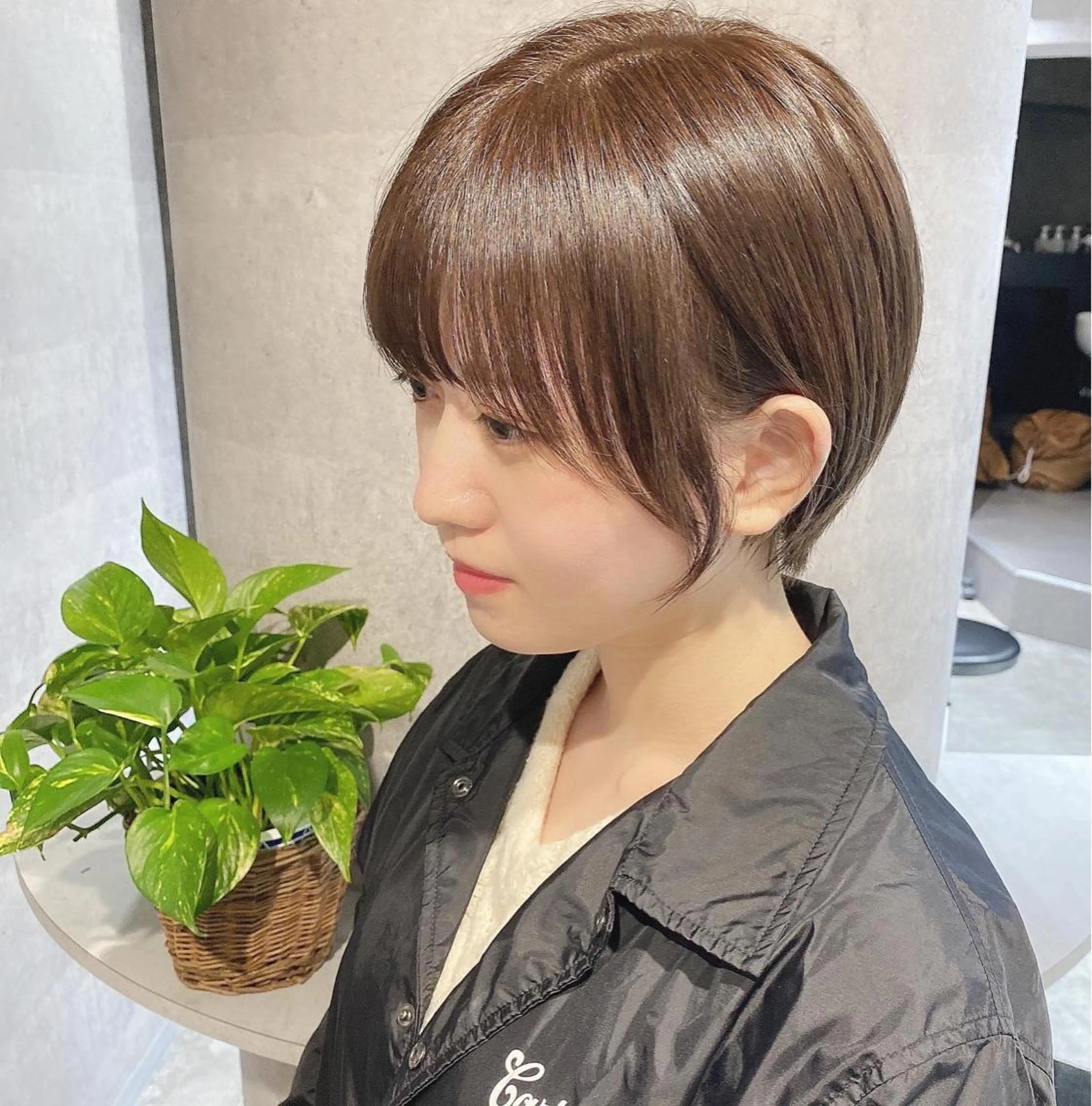 ショート カラー アディクシーカラー イルミナカラー 女性が憧れる ショート/角田愛和のヘアスタイル