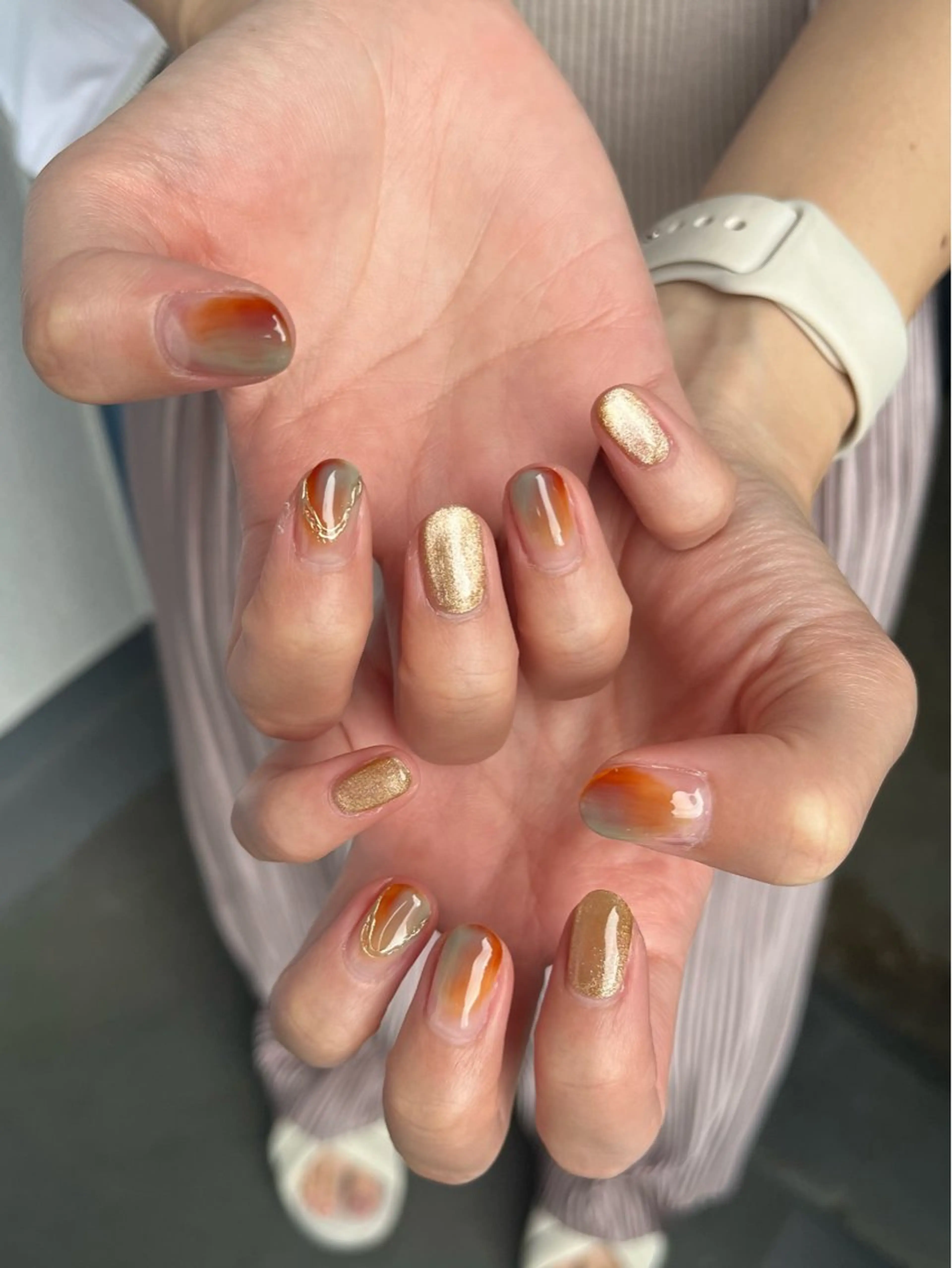 ネイル オーロラネイル ブルー フットネイル フレンチネイル ジェルネイル ハンドネイル kiki nail たまプラーザのネイルデザイン