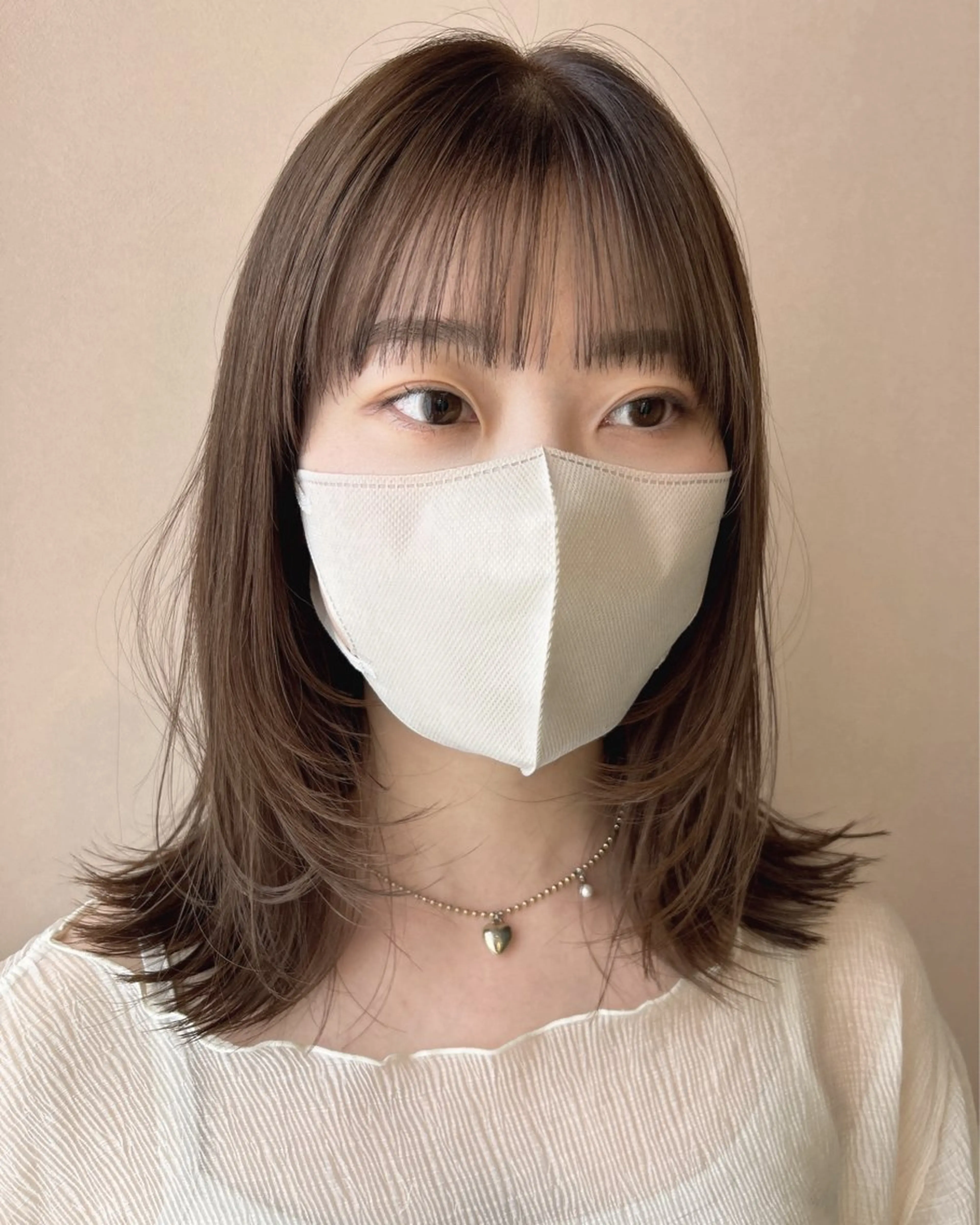 ミディアム カラー ブラウンカラー 顔まわりレイヤー レイヤーカット カット ヘアカラー トリートメント hubhair レイヤー/透明感のヘアスタイル