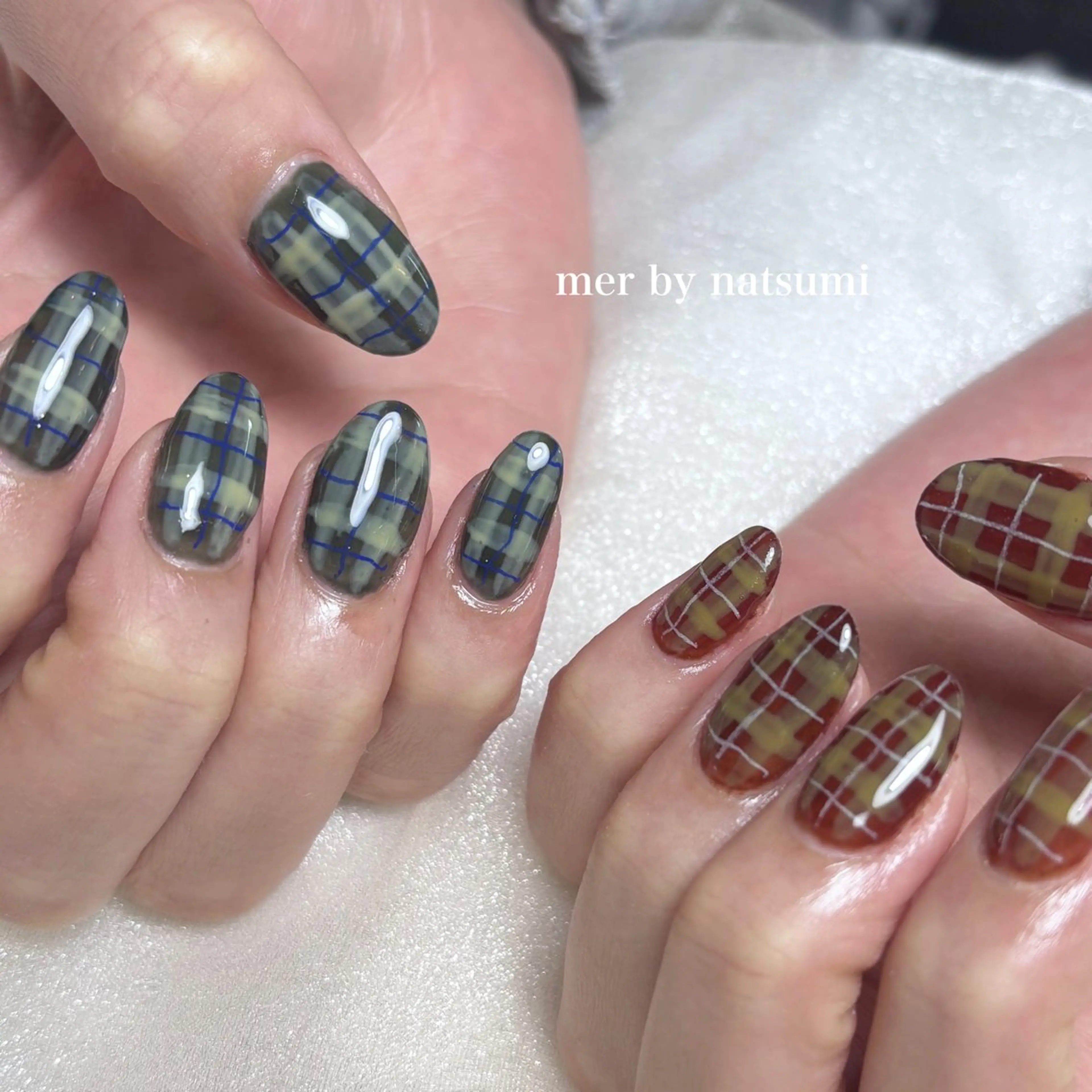 セミロング mer natsumiのネイルデザイン