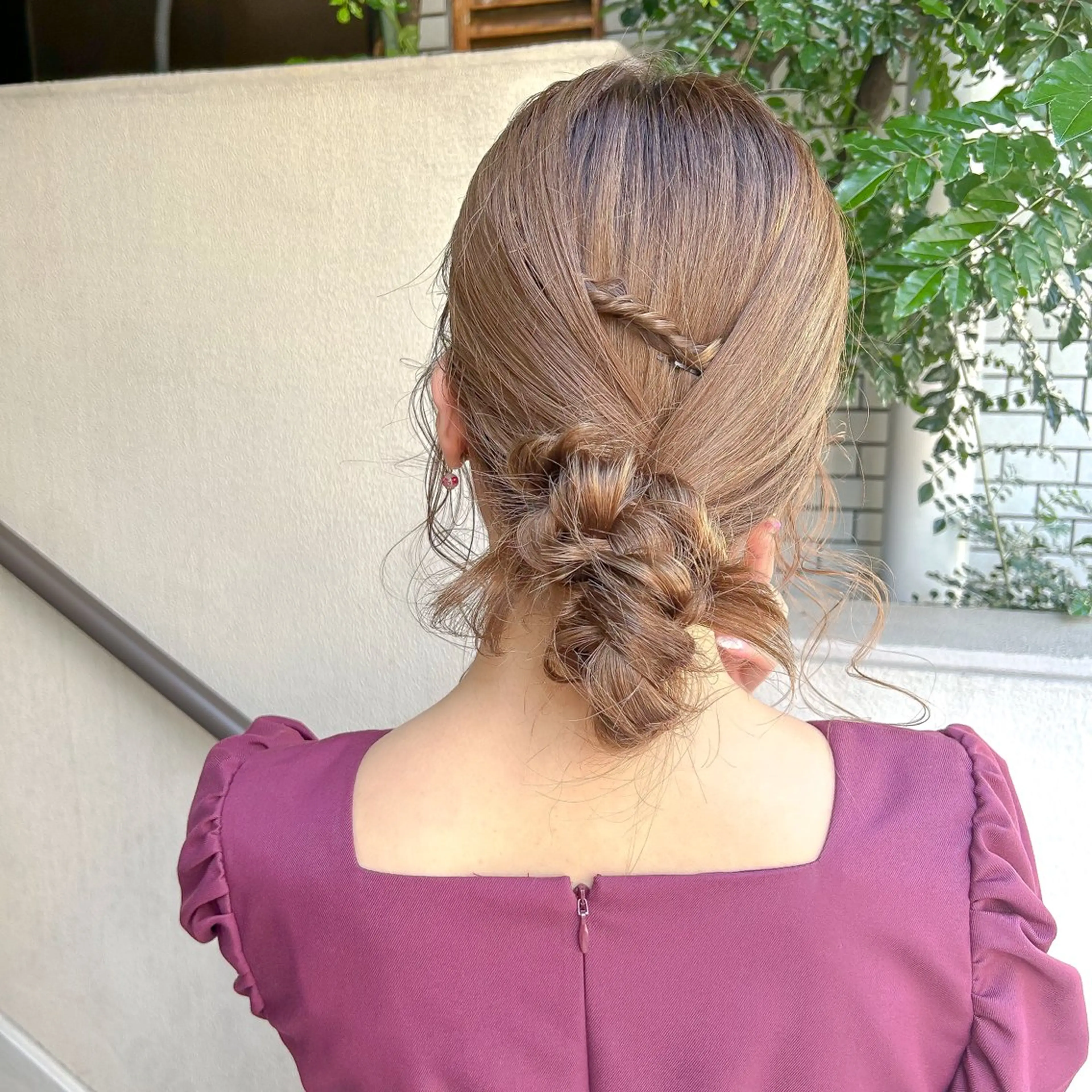 セミロング ヘアアレンジ ヘアセット 飯塚 沙衣のヘアスタイル