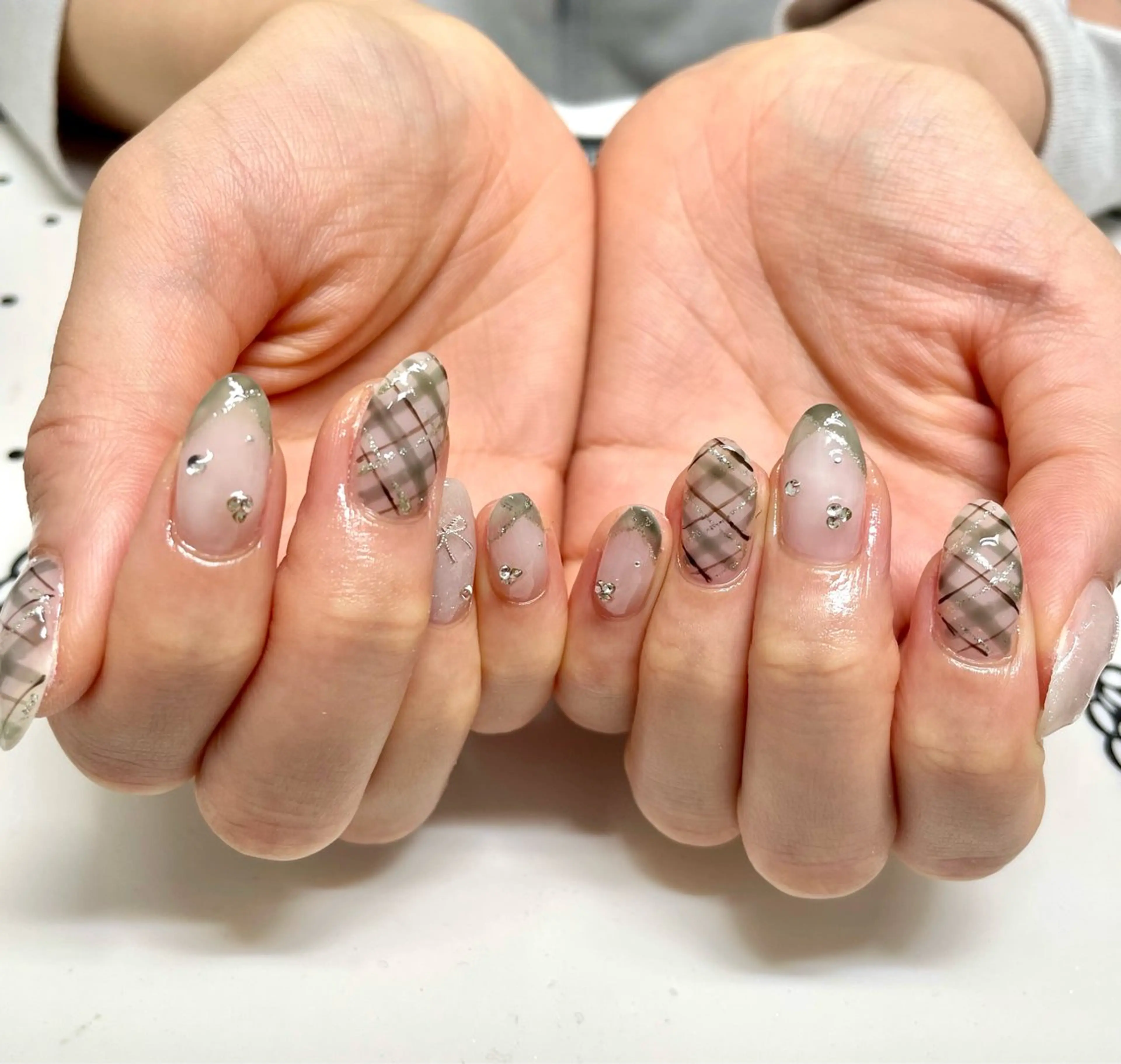 ネイル ハンドネイル nailsalon sugarr所属・nailist cocoのネイルデザイン