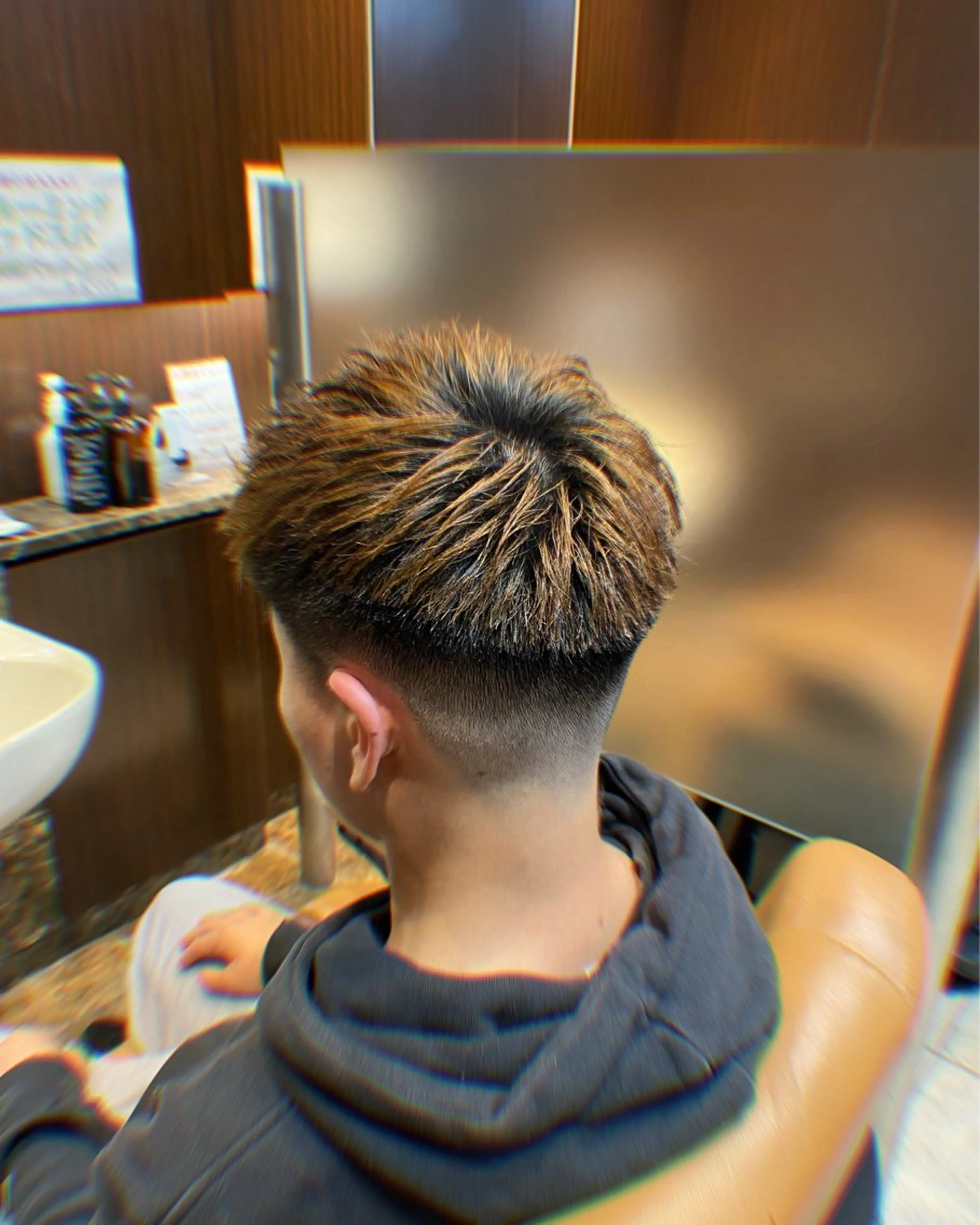ミディアム 北川 竜也のヘアスタイル