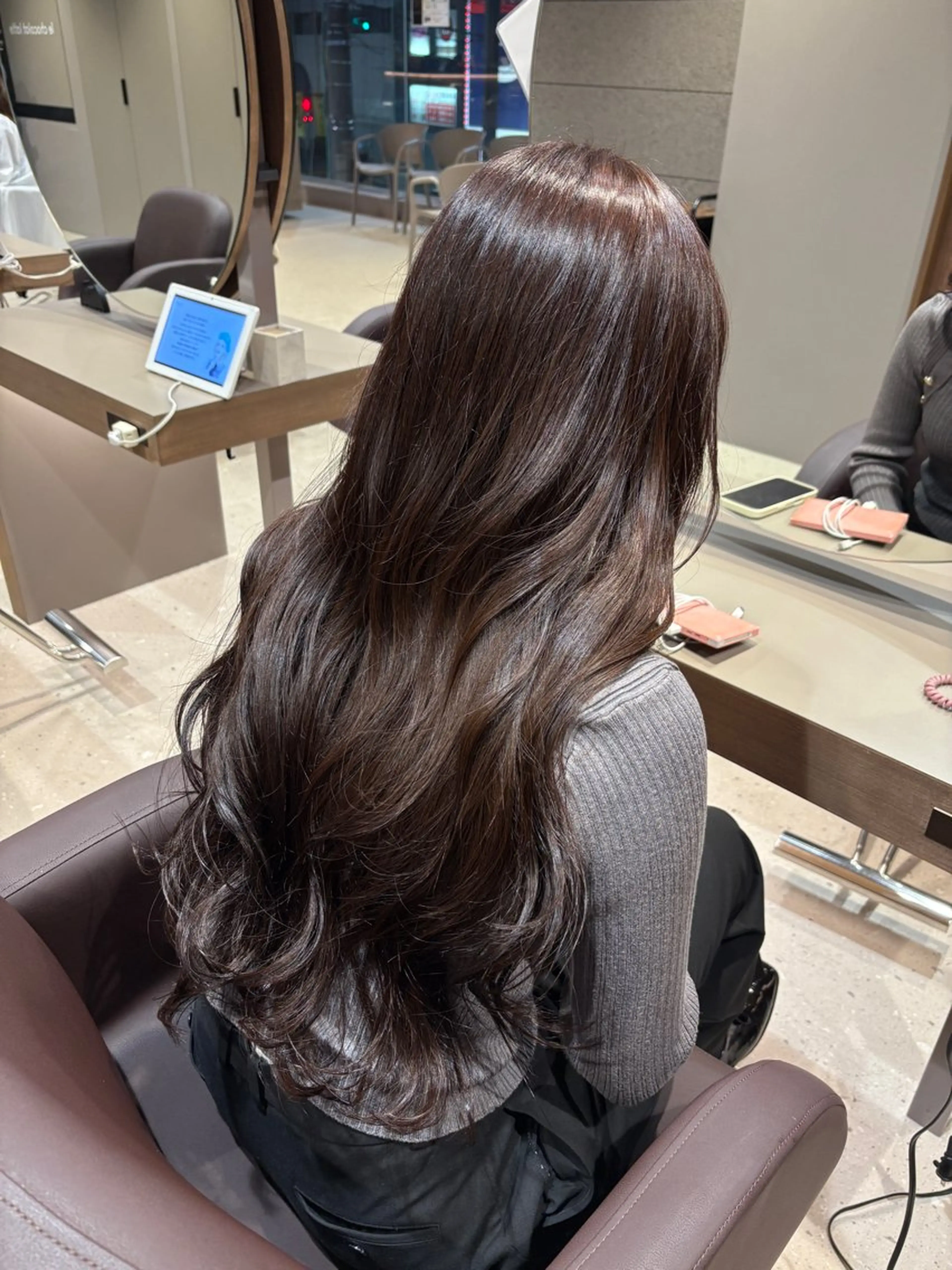 ロング カラー ヘアカラー 🫧つや髪🫧 玉城ひなた🫧のヘアスタイル