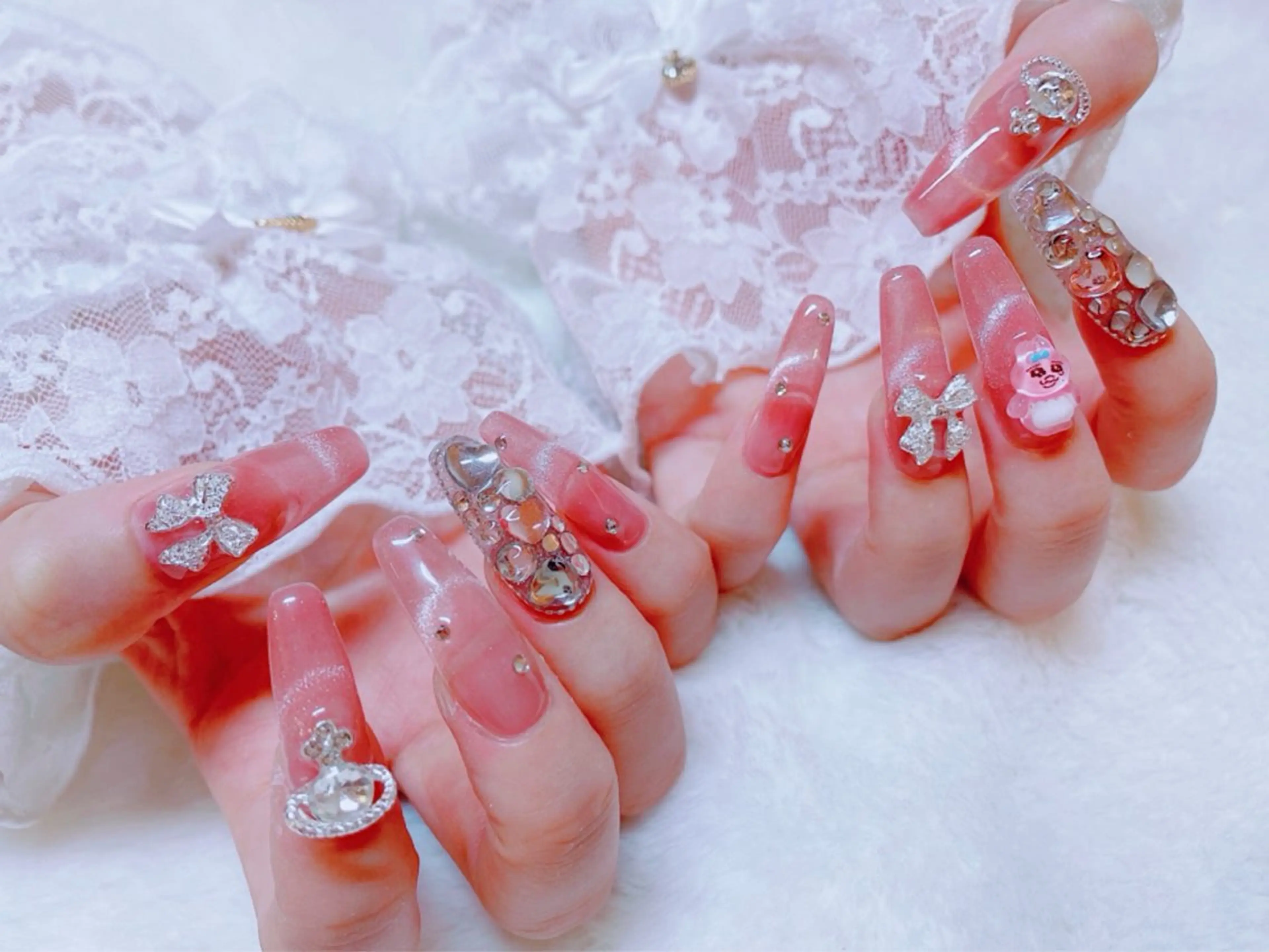ネイル Makana Mana所属・Makana Manaのネイルデザイン