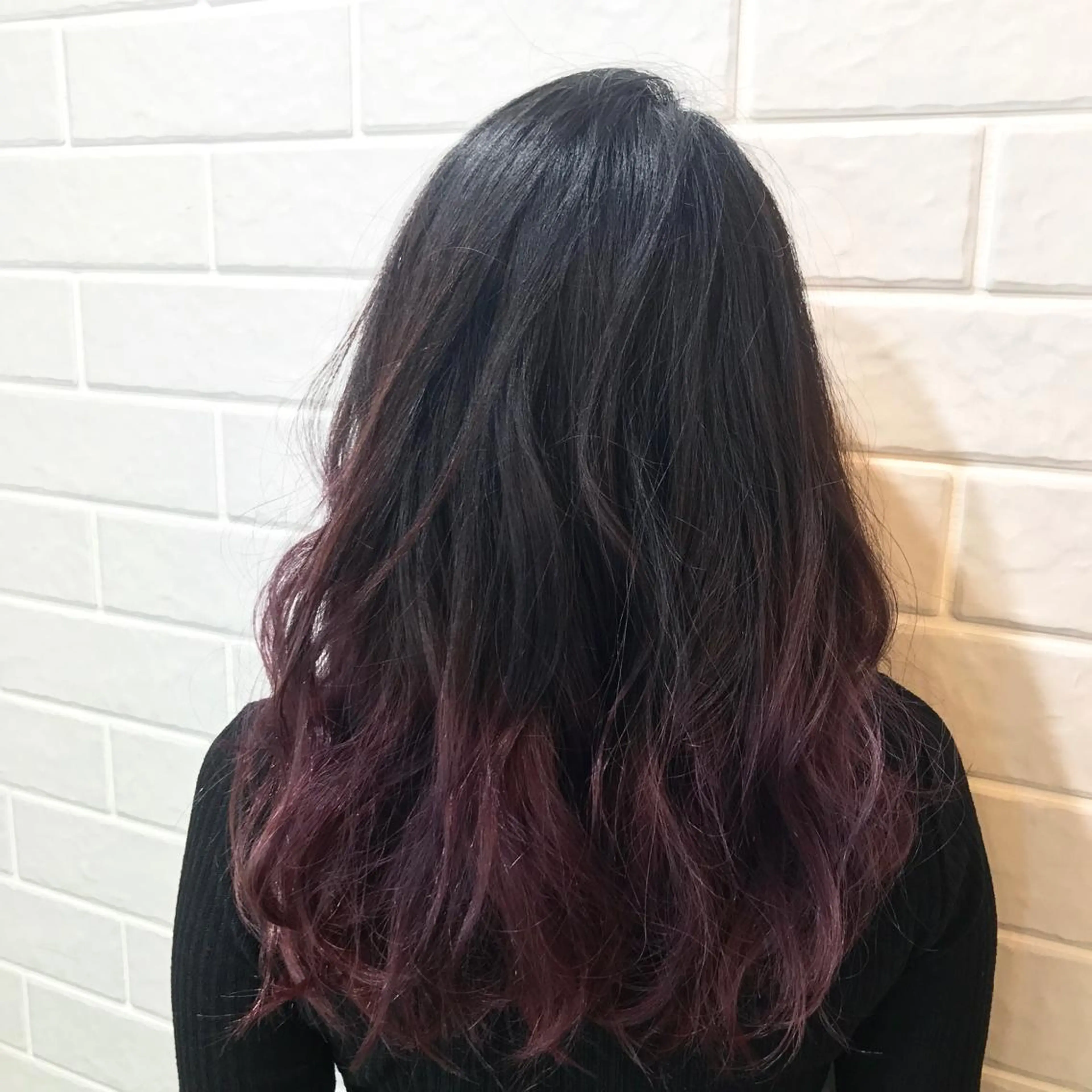 セミロング カラー グラデーションカラー 河野 圭三のヘアスタイル