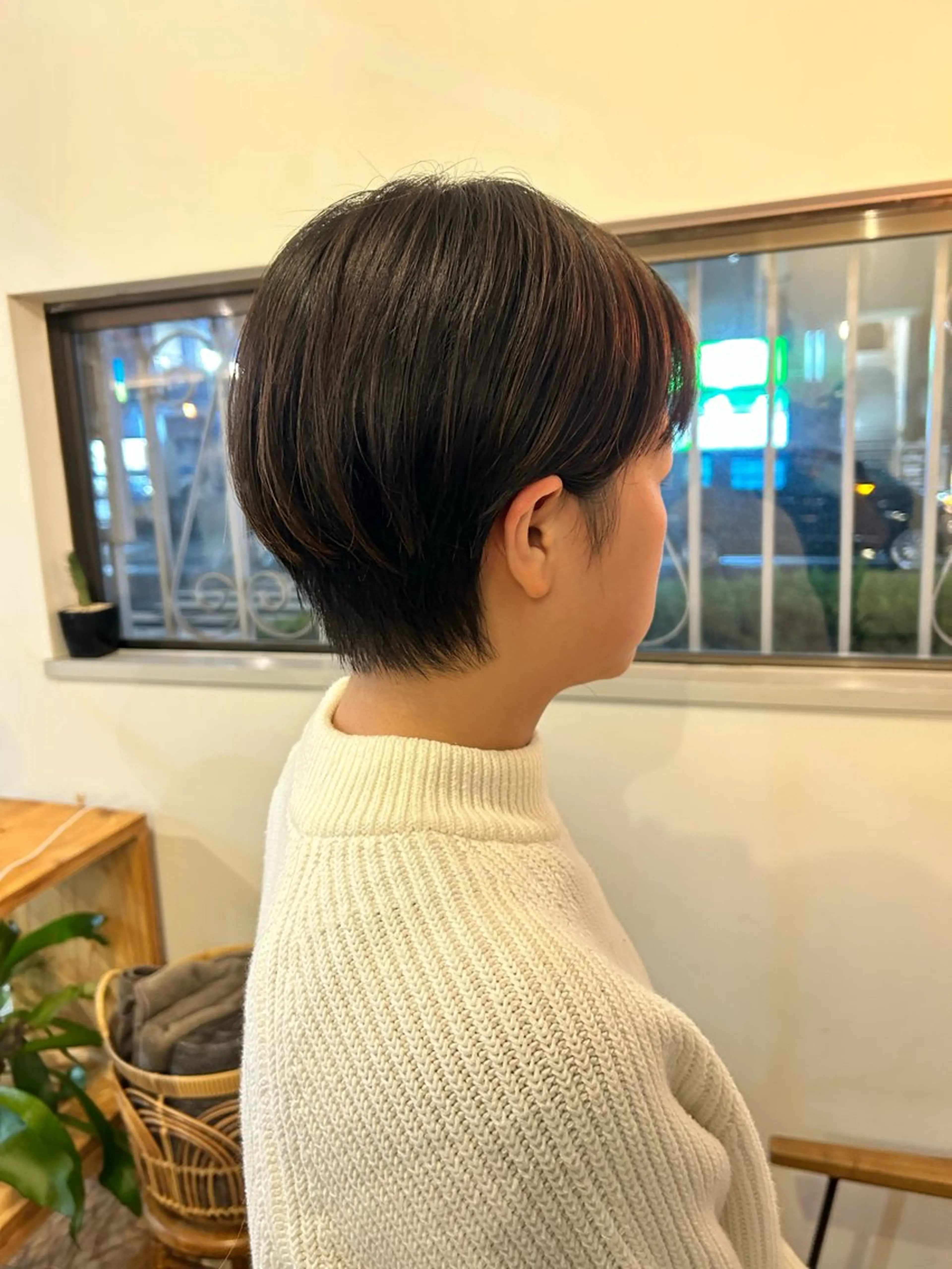 ショート 丸みショート ショートヘア 室岡 桃子のヘアスタイル