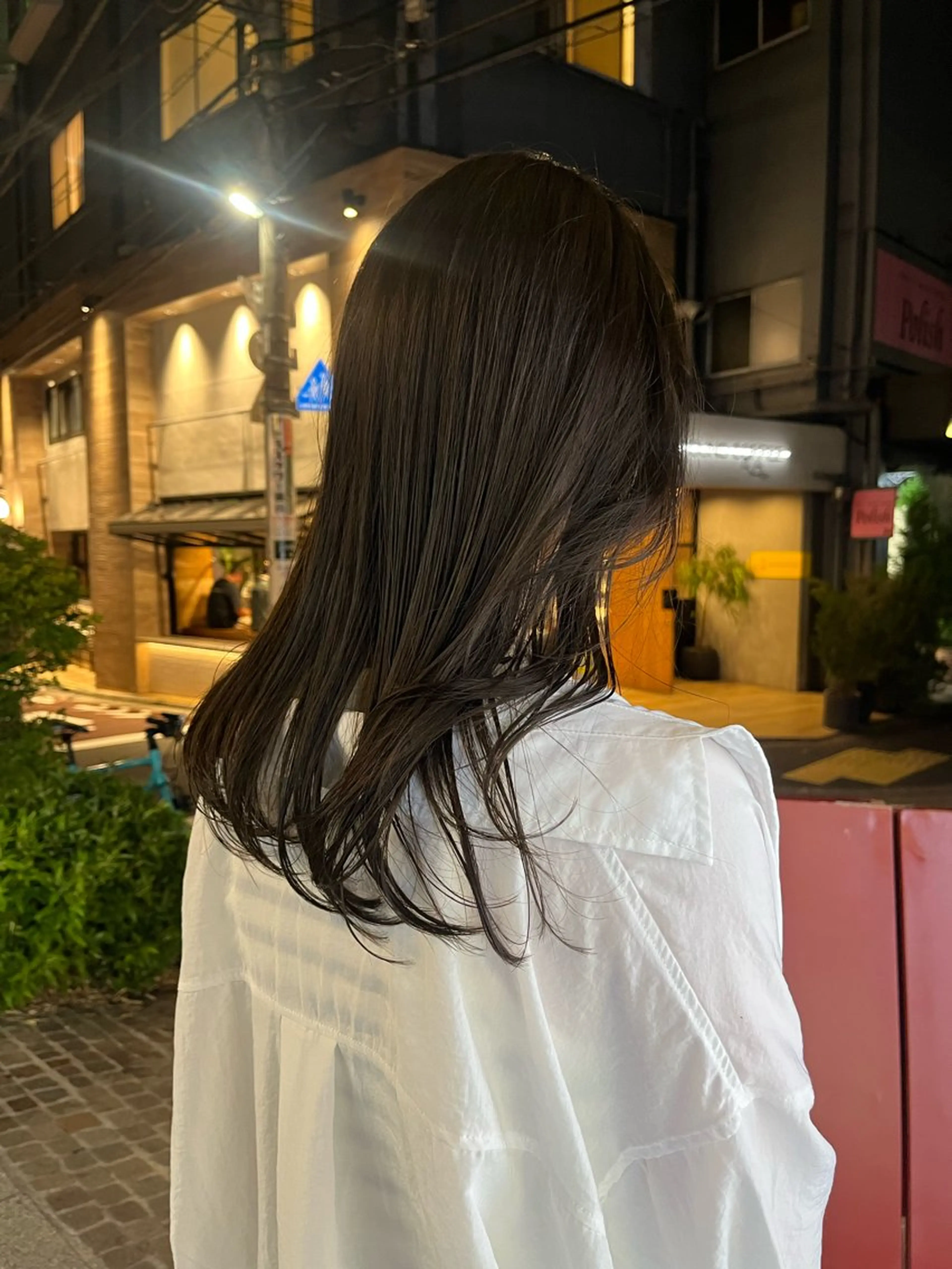 セミロング カラー 透明感カラー オリーブカラー 竹内 菜々子のヘアスタイル