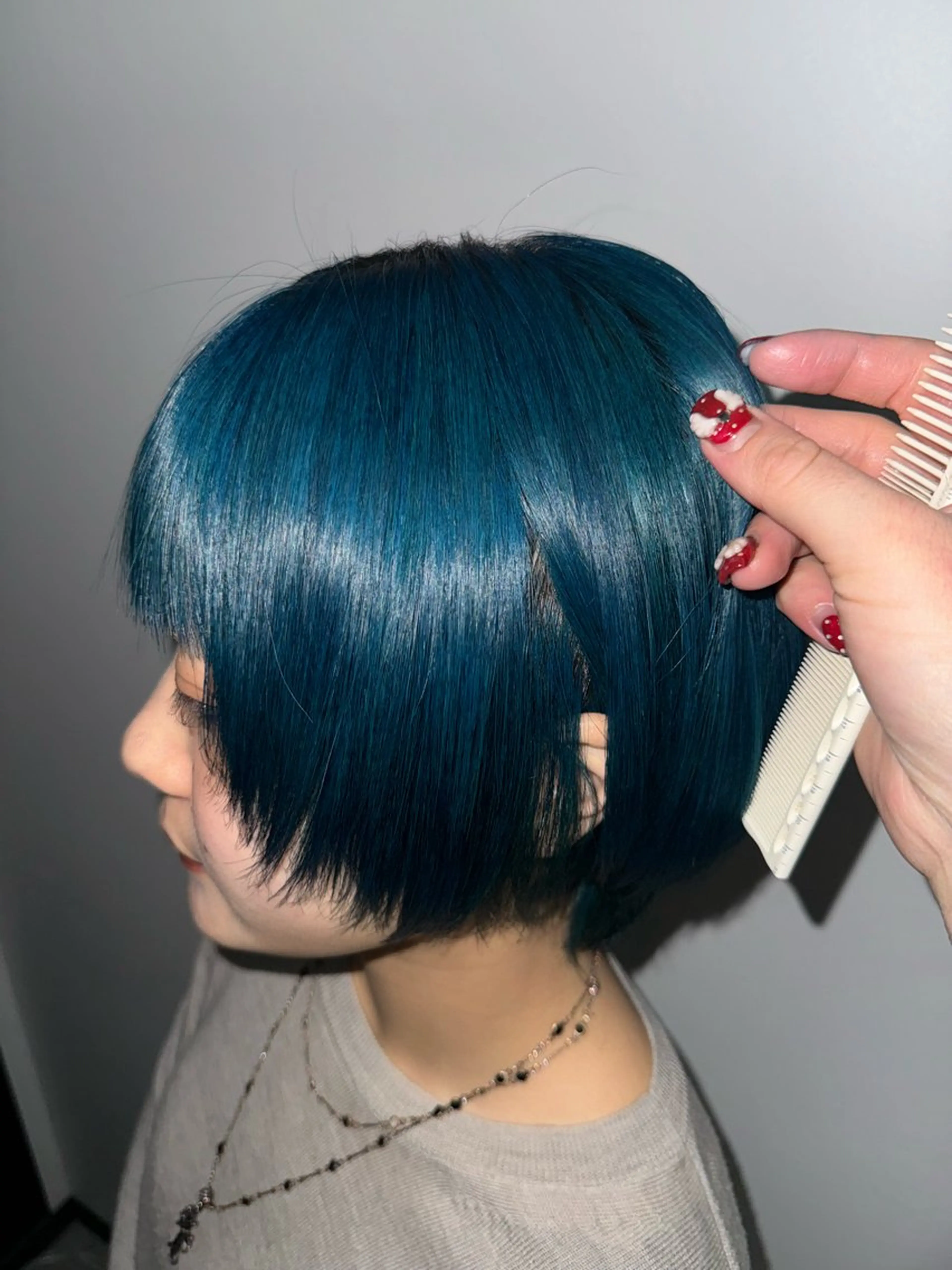 ショート カラー 𝘀𝗮𝗲/柏の葉 / パーマモデルのヘアスタイル