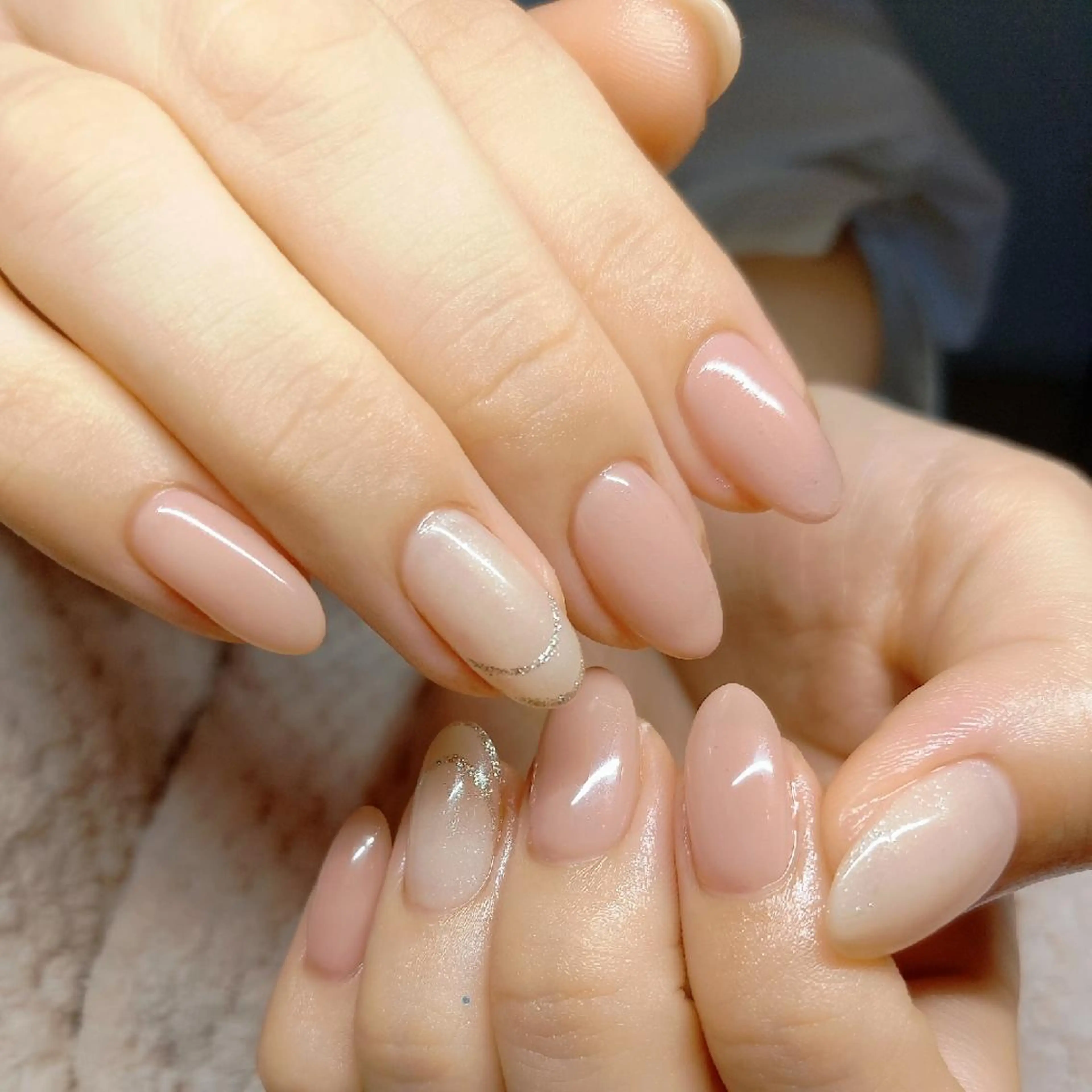 ネイル アートネイル ラメ(グリッター) Mirei NAIL 金児のネイルデザイン