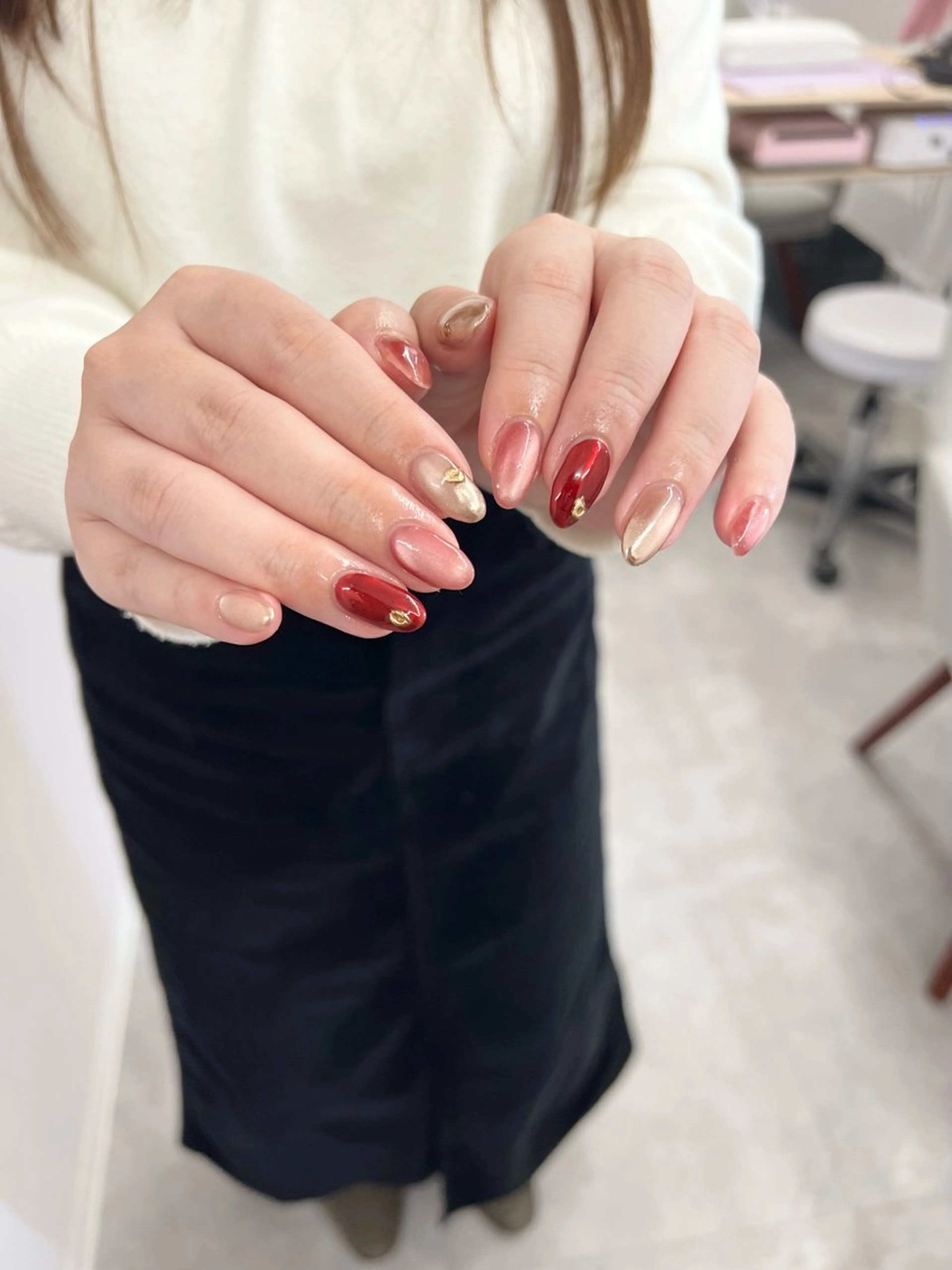 ネイル ボルドー ジェルネイル マグネットネイル ニュアンスネイル パラジェル ハンドネイル ハンドケア Bana_ Nailのその他イメージ