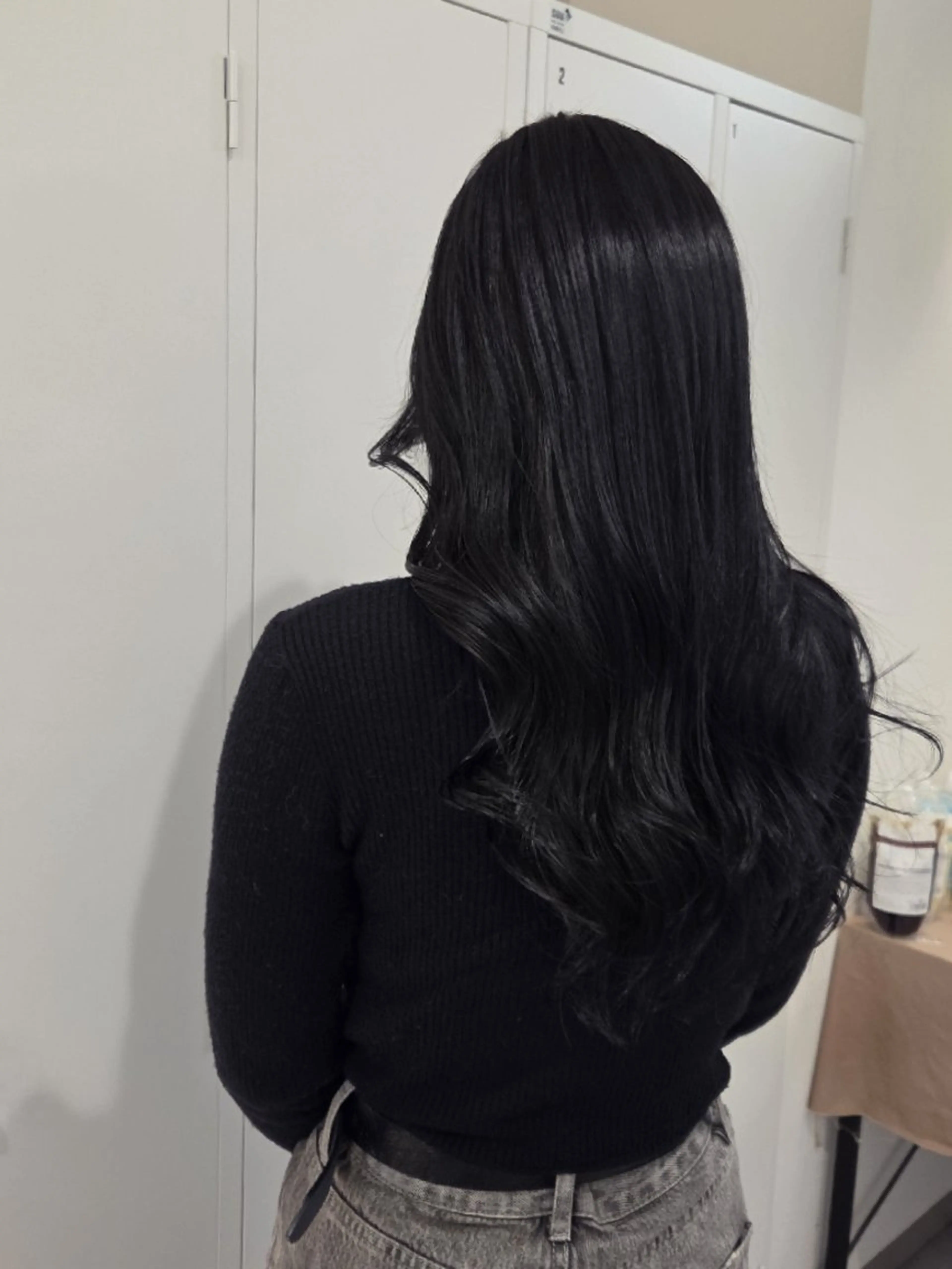 ロング カラー ネイビーカラー カット ヘアカラー Era Hatsuneのヘアスタイル