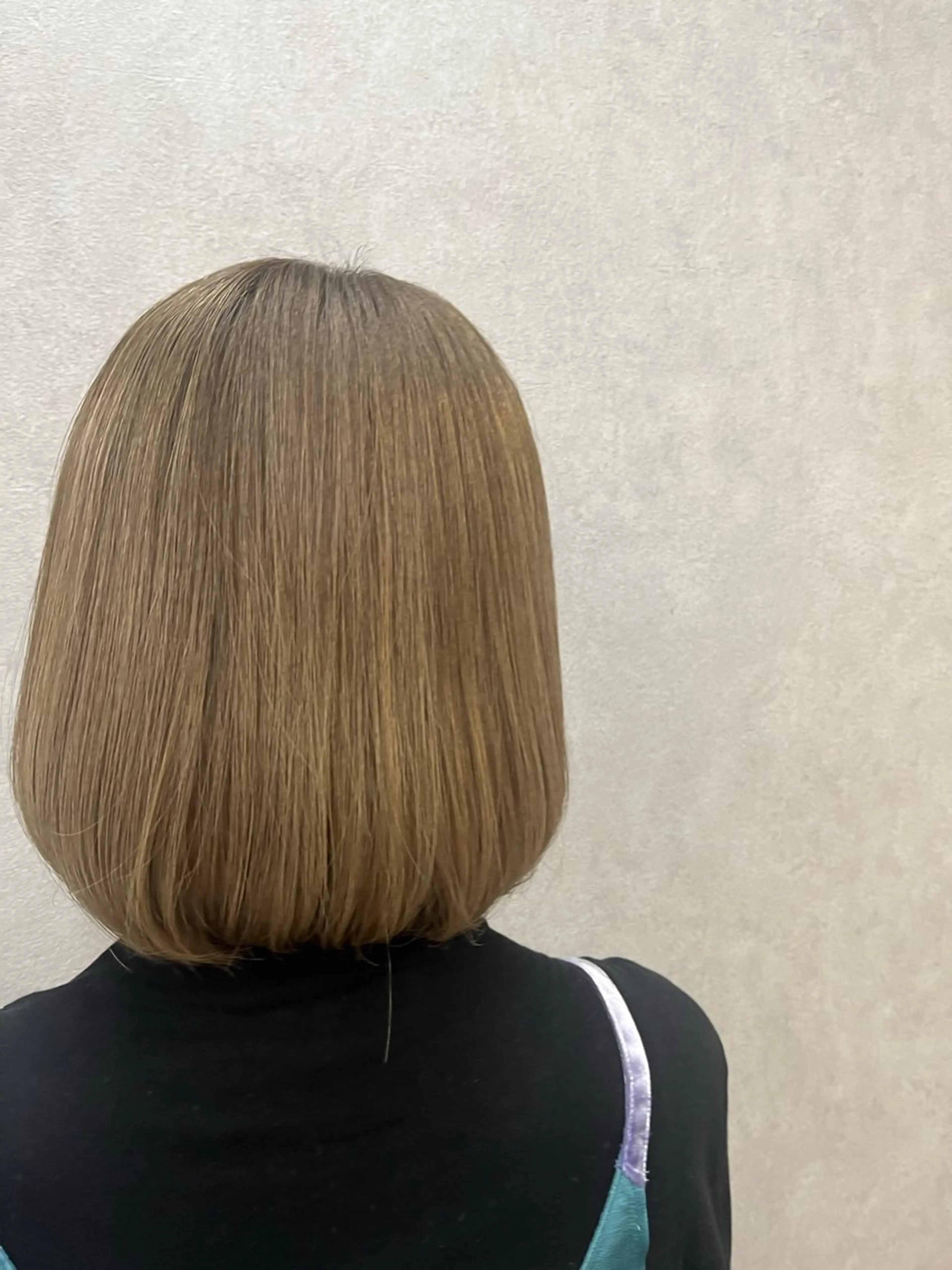 ミディアム カラー カット ヘアカラー 縮毛矯正 トリートメント Lamie所属・大人女子&髪改善専門 Nobuフリーランスのヘアスタイル