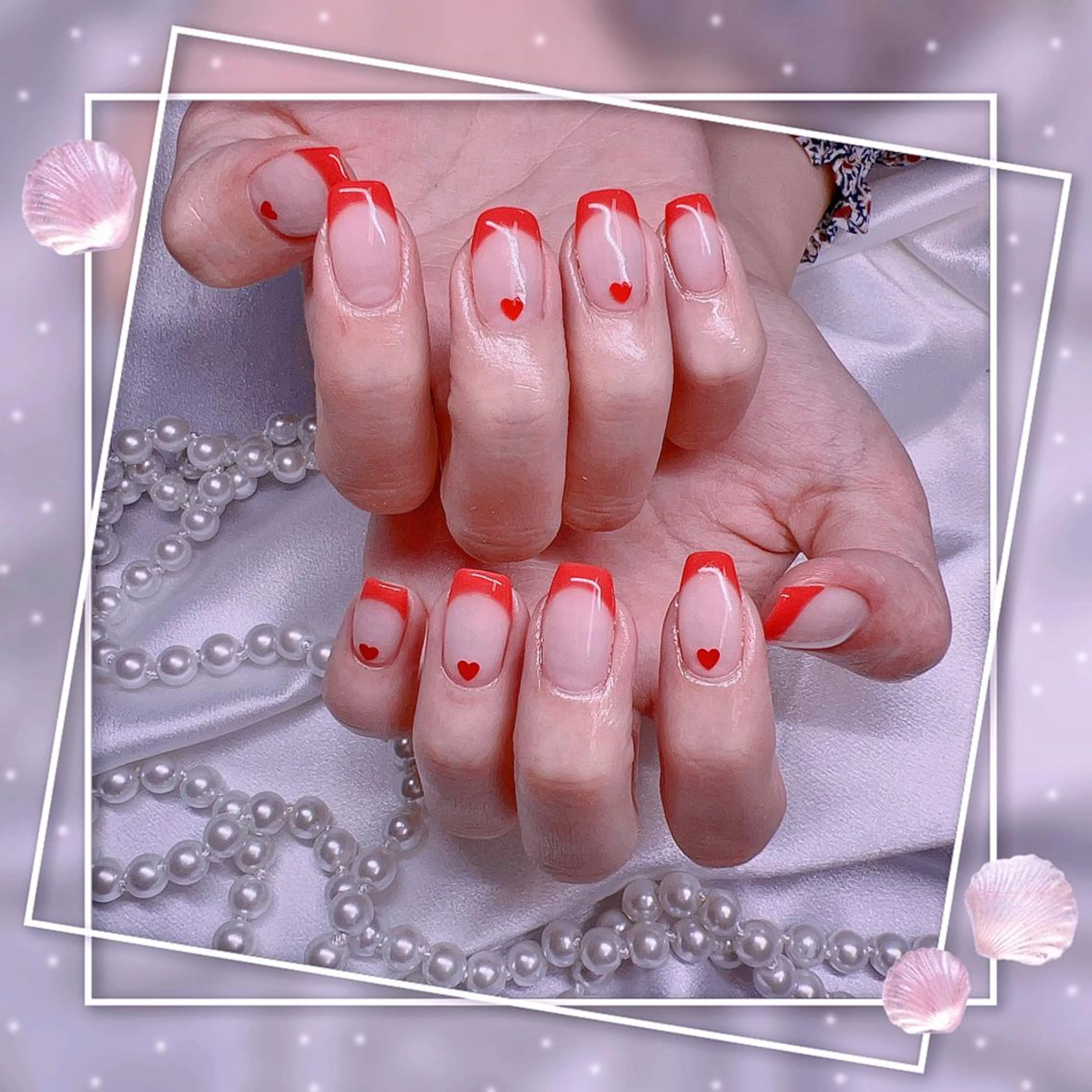 ネイル フレンチネイル キラキラネイル 韓国ネイル マグネットネイル マグネットフレンチ Chill Nailsalonのネイルデザイン