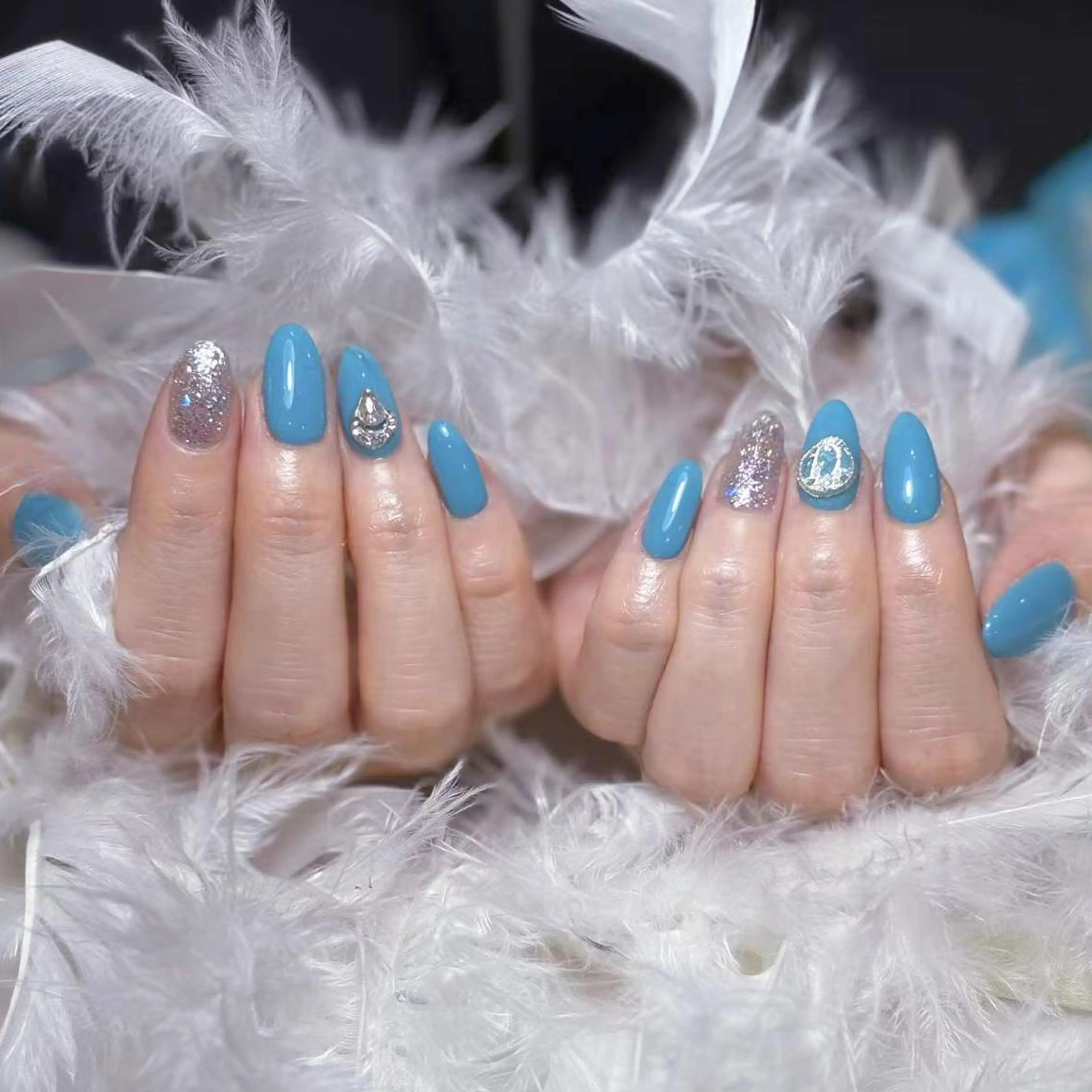 ネイル アートネイル オーロラネイル ガーリー キラキラネイル 韓国ネイル ハンドネイル DIAMOND Nail🥇のネイルデザイン