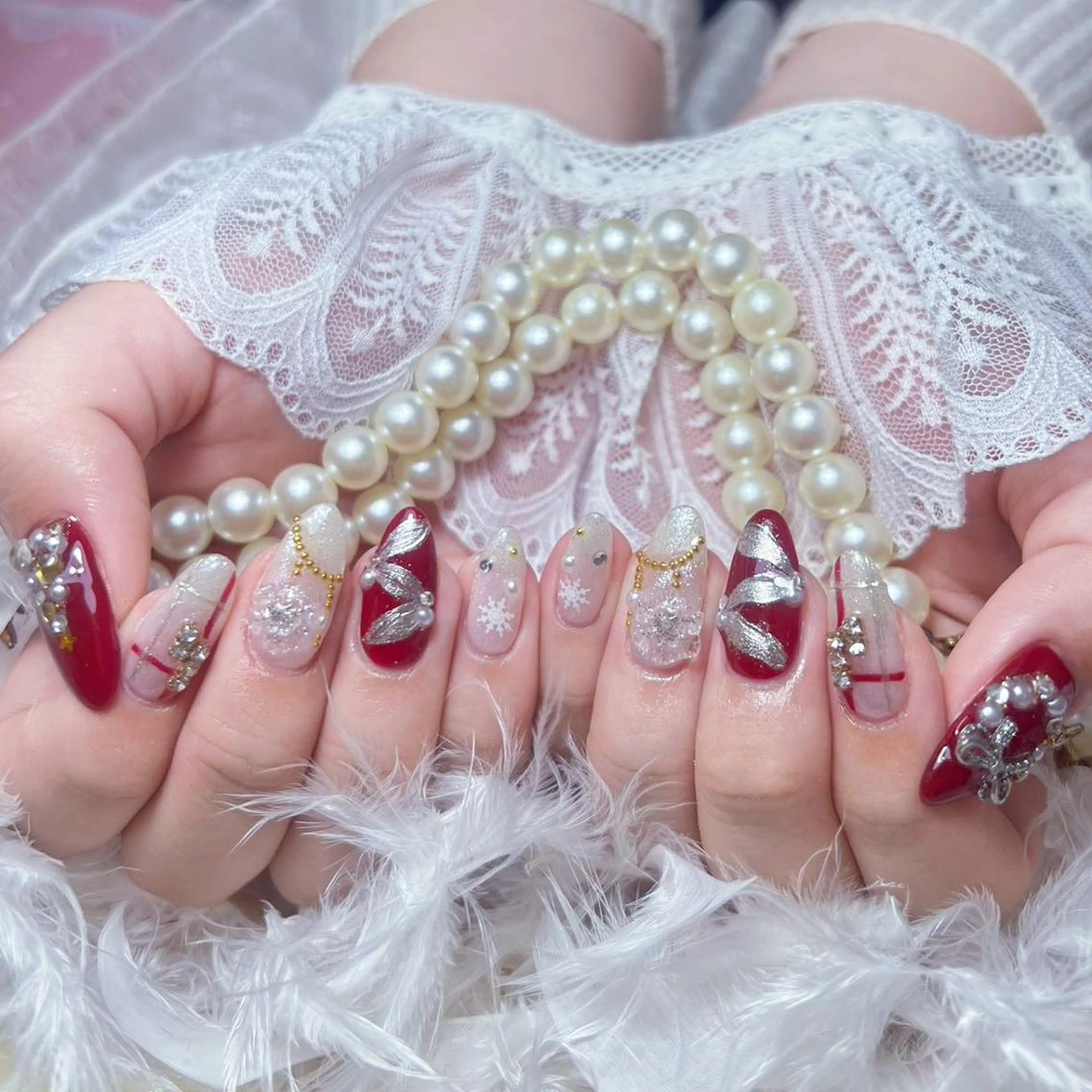 ネイル アートネイル オーロラネイル ガーリー キラキラネイル 韓国ネイル ハンドネイル Diamond NAIL💝のネイルデザイン