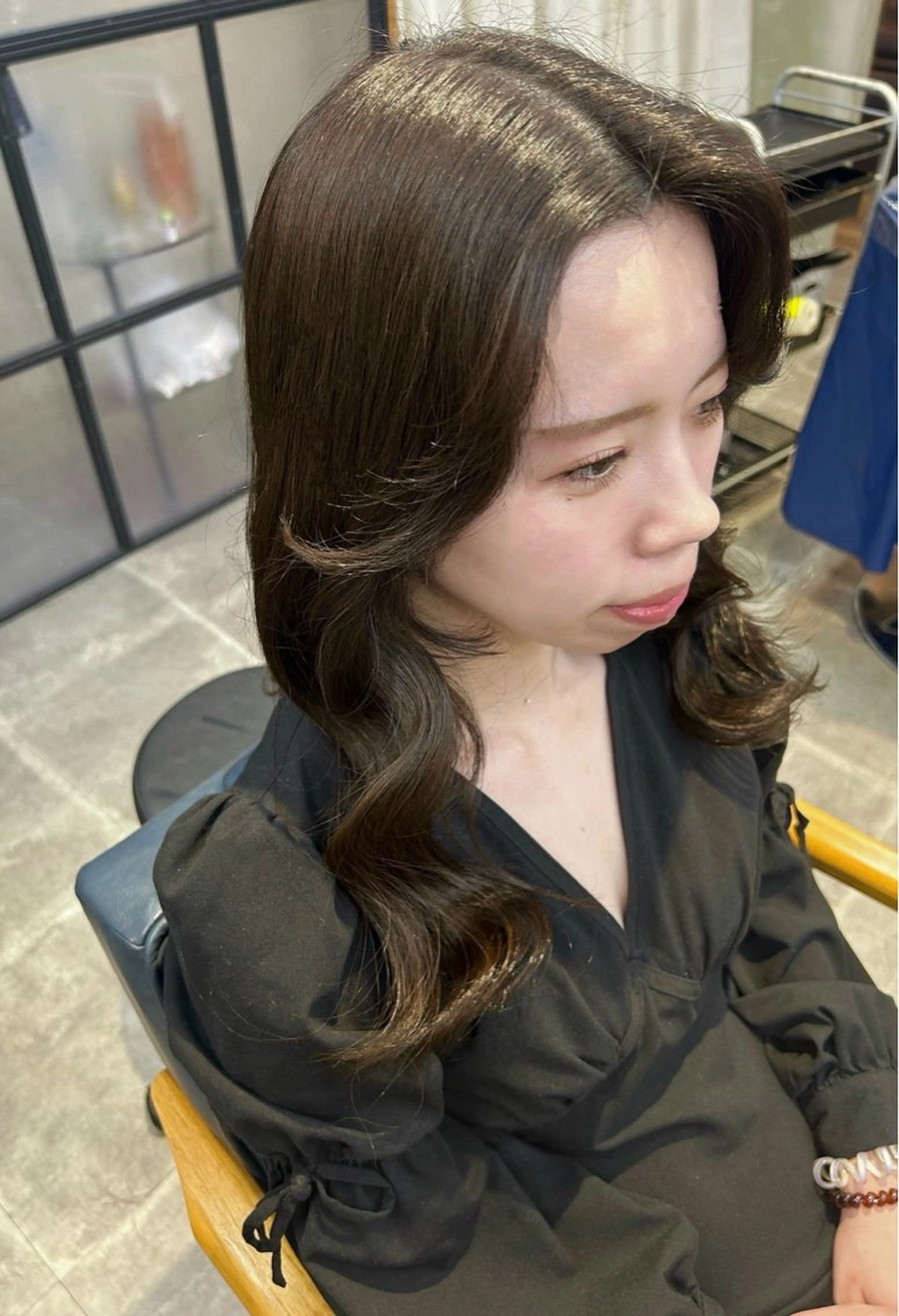 ロング カラー カット ヘアカラー トリートメント newi梅田🫧韓国 ヘア🫧sakiのヘアスタイル