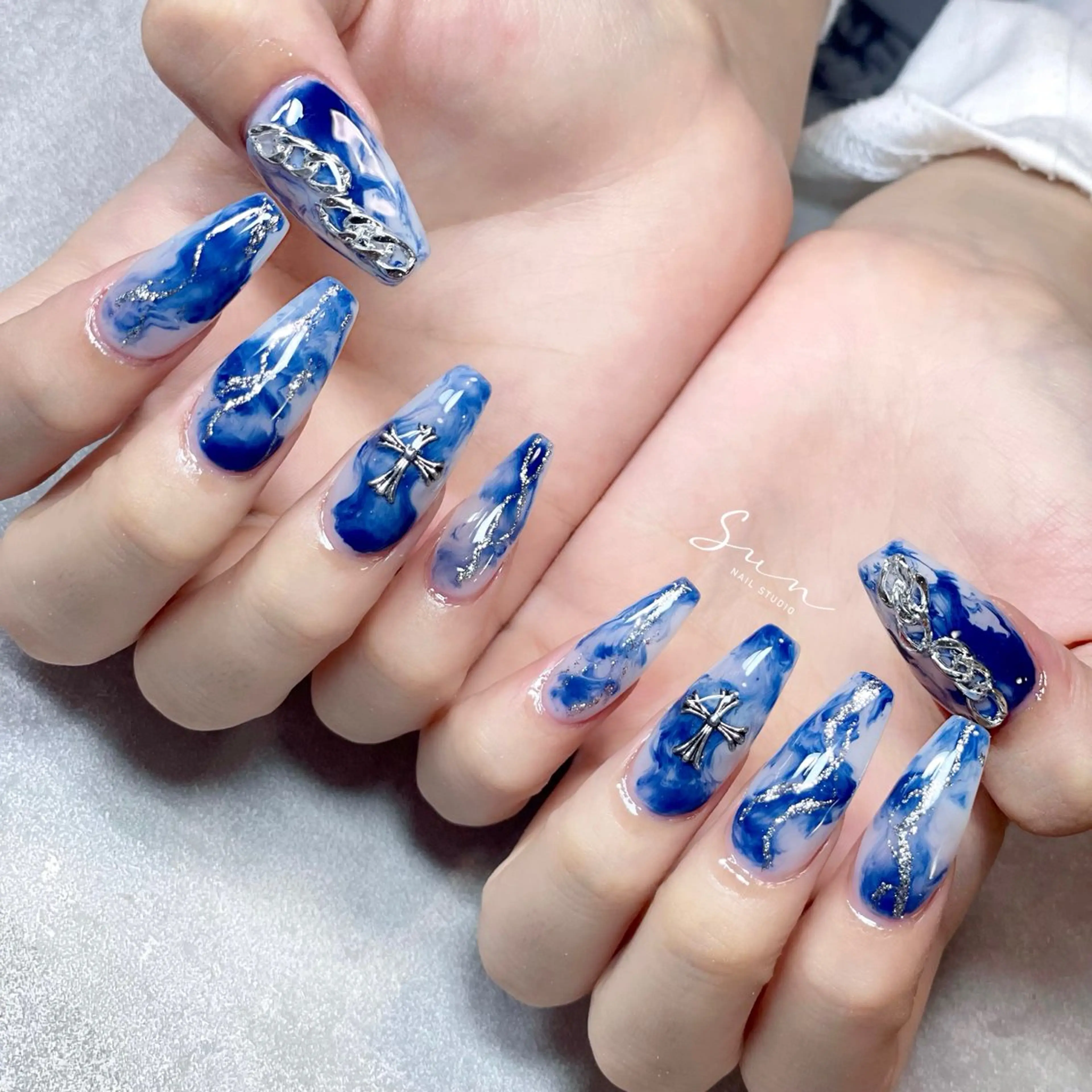 ネイル ハンドネイル ハンドケア SUN nail上本町のネイルデザイン
