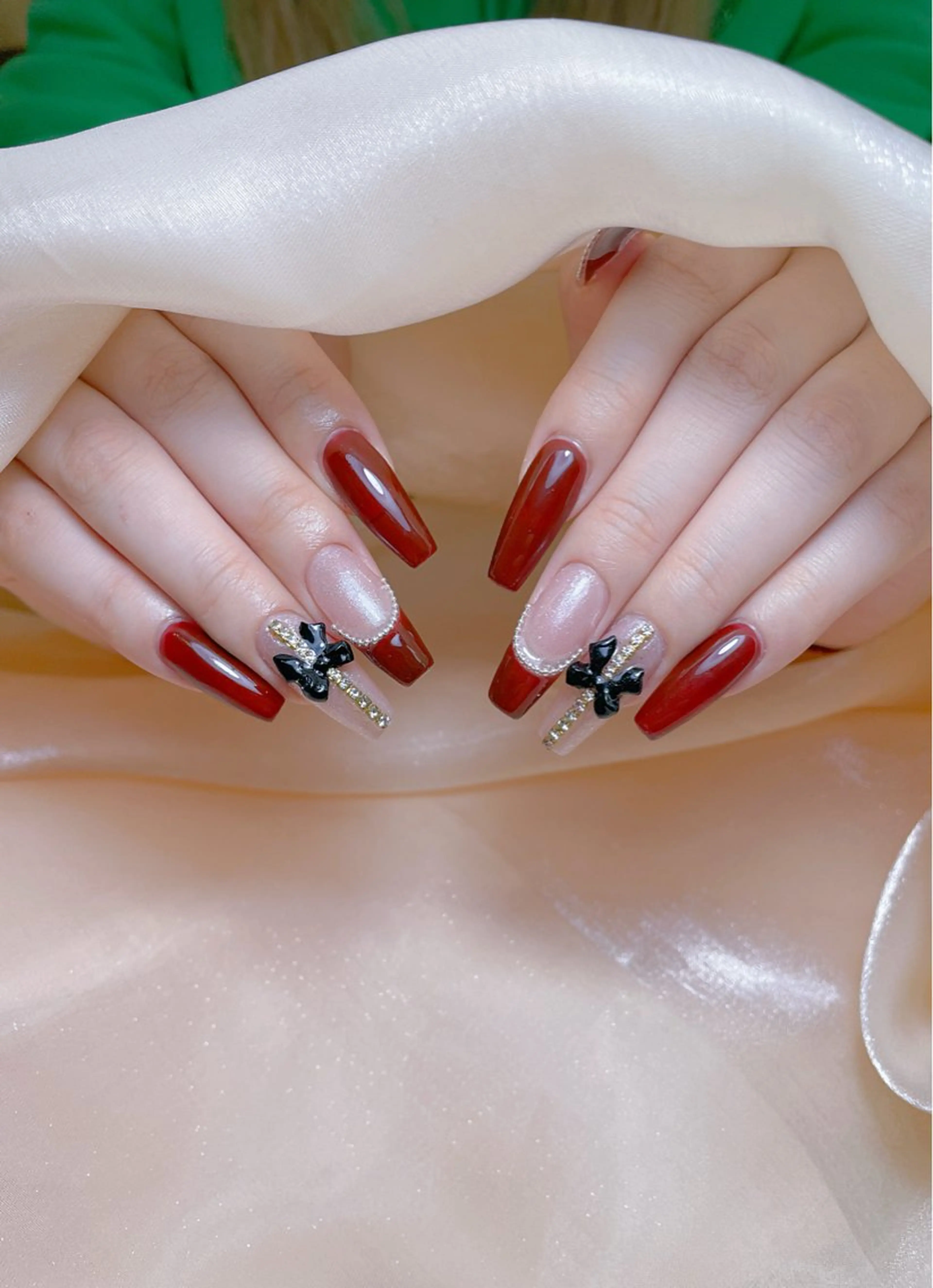 ネイル チークネイル ガーリー キラキラネイル 韓国ネイル スカルプネイル ハンドネイル NailPrincess所属・princess スカルプ専門店のネイルデザイン