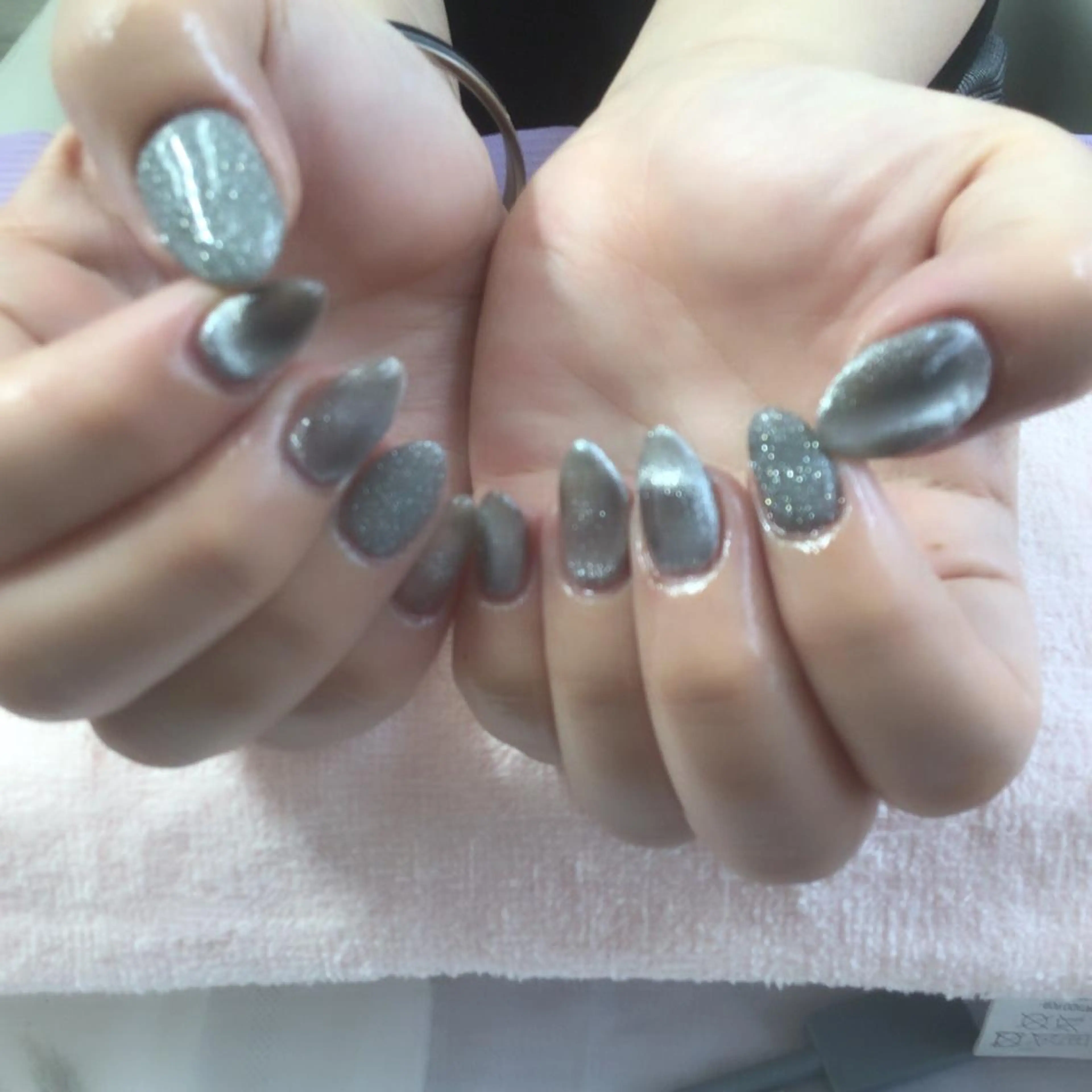 ネイル e.nail所属・和賀井 恵理のネイルデザイン
