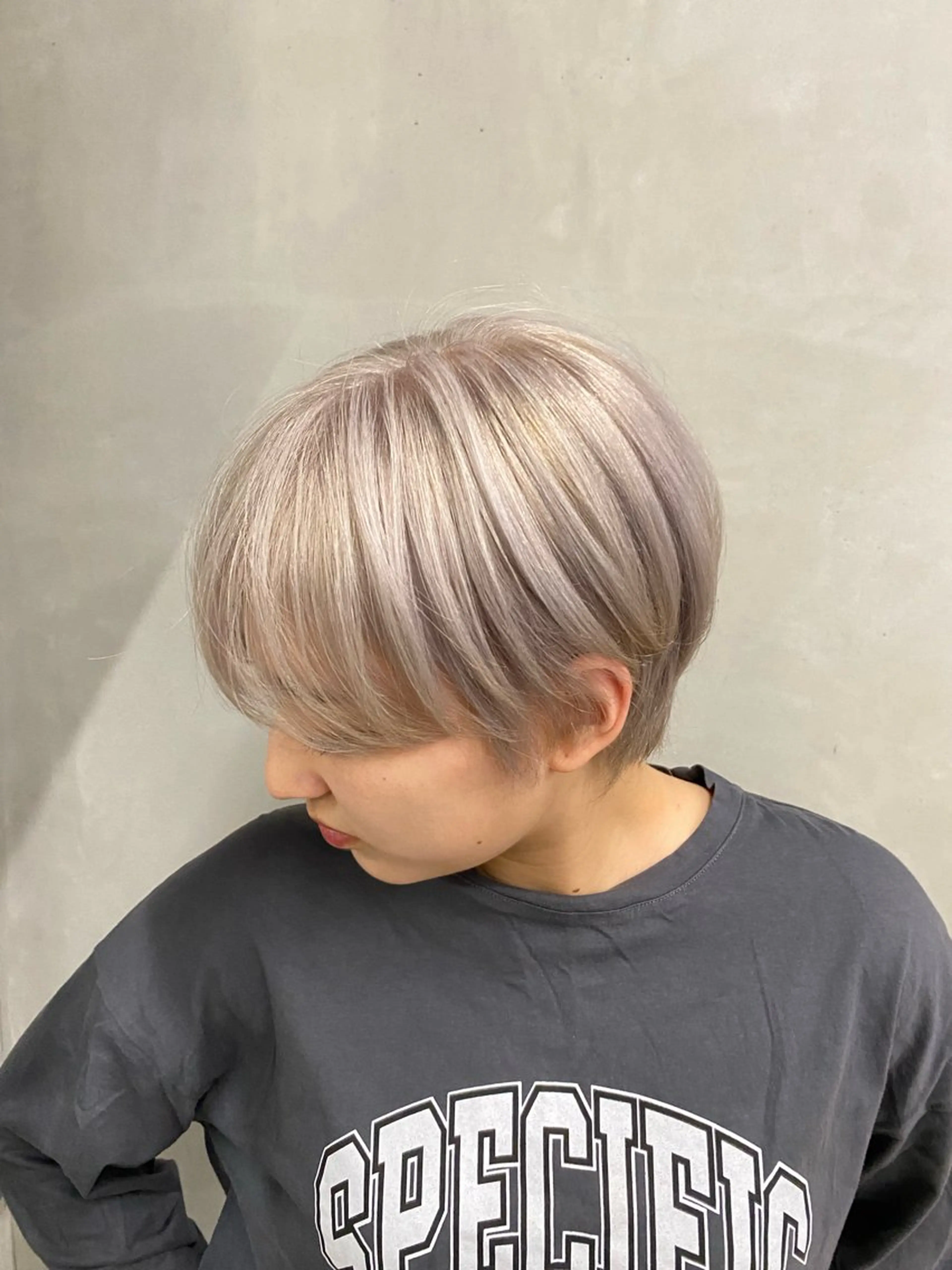 ミディアム カラー ヘアアレンジ ヘアカラー お呼ばれヘアアレンジ mina🌷のヘアスタイル