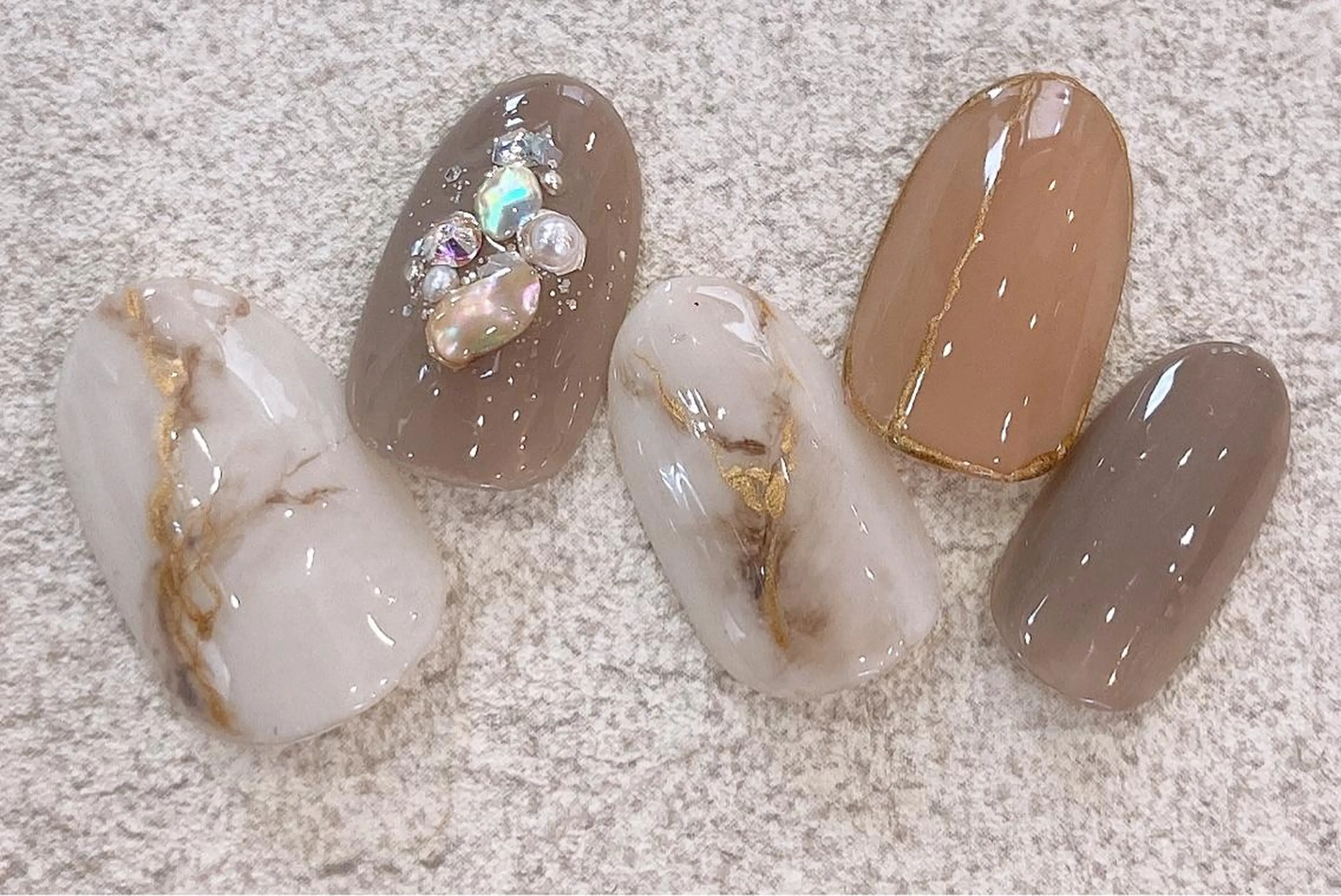 ネイル G's  nail所属・横浜本郷台駅 《G's nail》のネイルデザイン