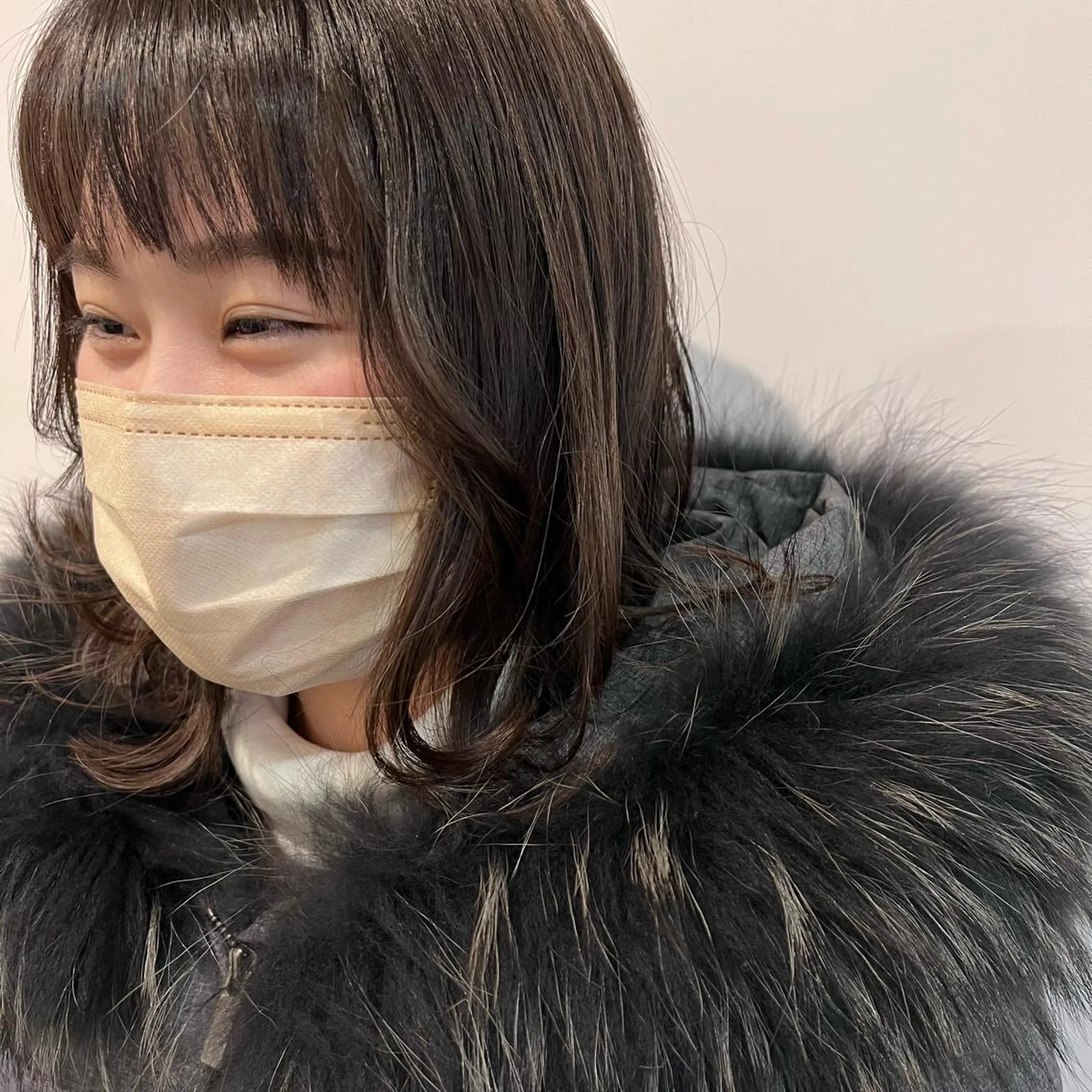 ミディアム ボブ 顔まわりレイヤー 顔周りカット 韓国風ヘア レイヤーカット ☁️RIKA☁️ @ri2_____bのヘアスタイル