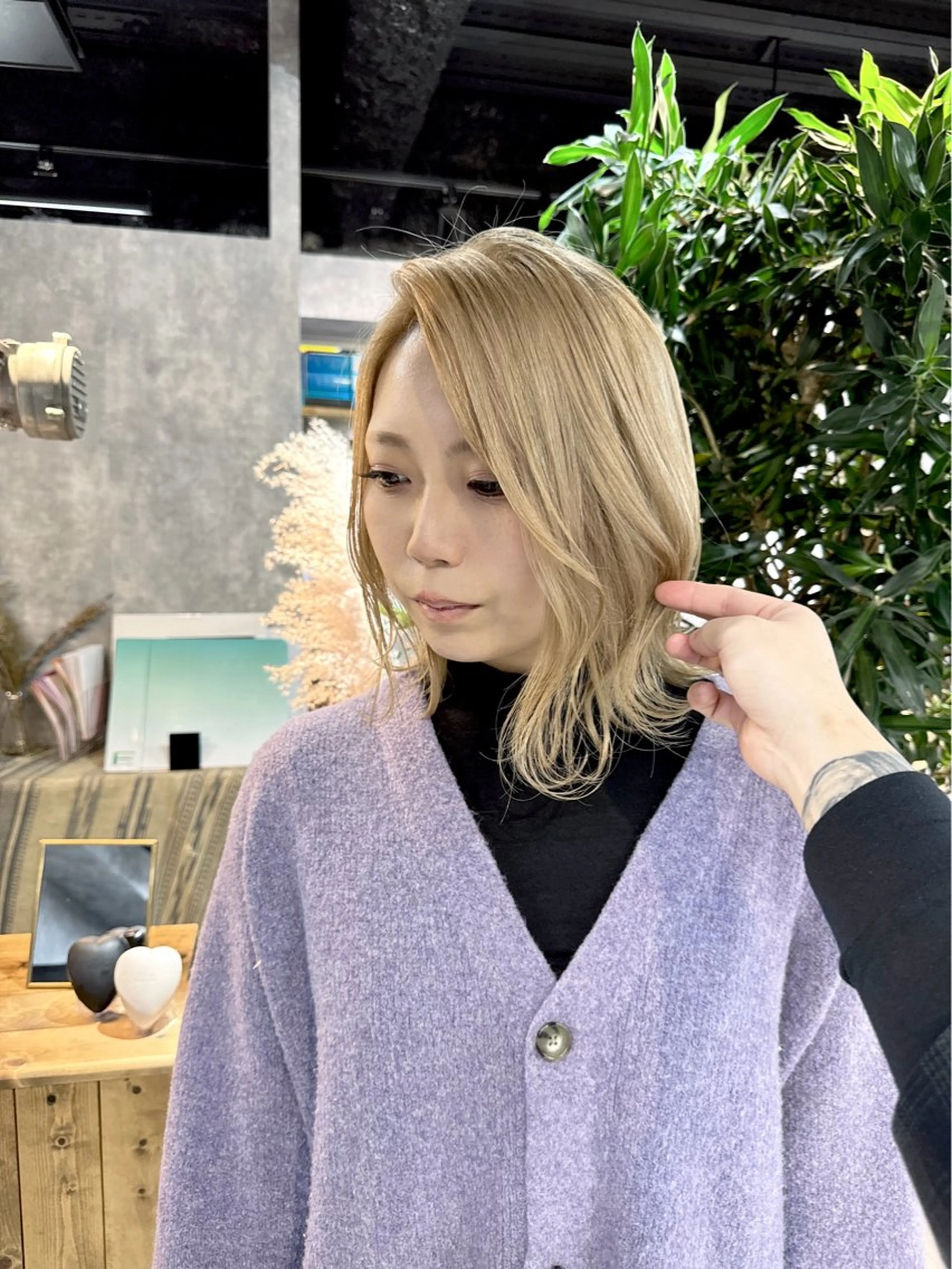 ミディアム ボブ 髪質改善 韓国風ヘア レイヤーカット 縮毛矯正 .ico所属・【.ico】心斎橋 飛田ゆうきのヘアスタイル