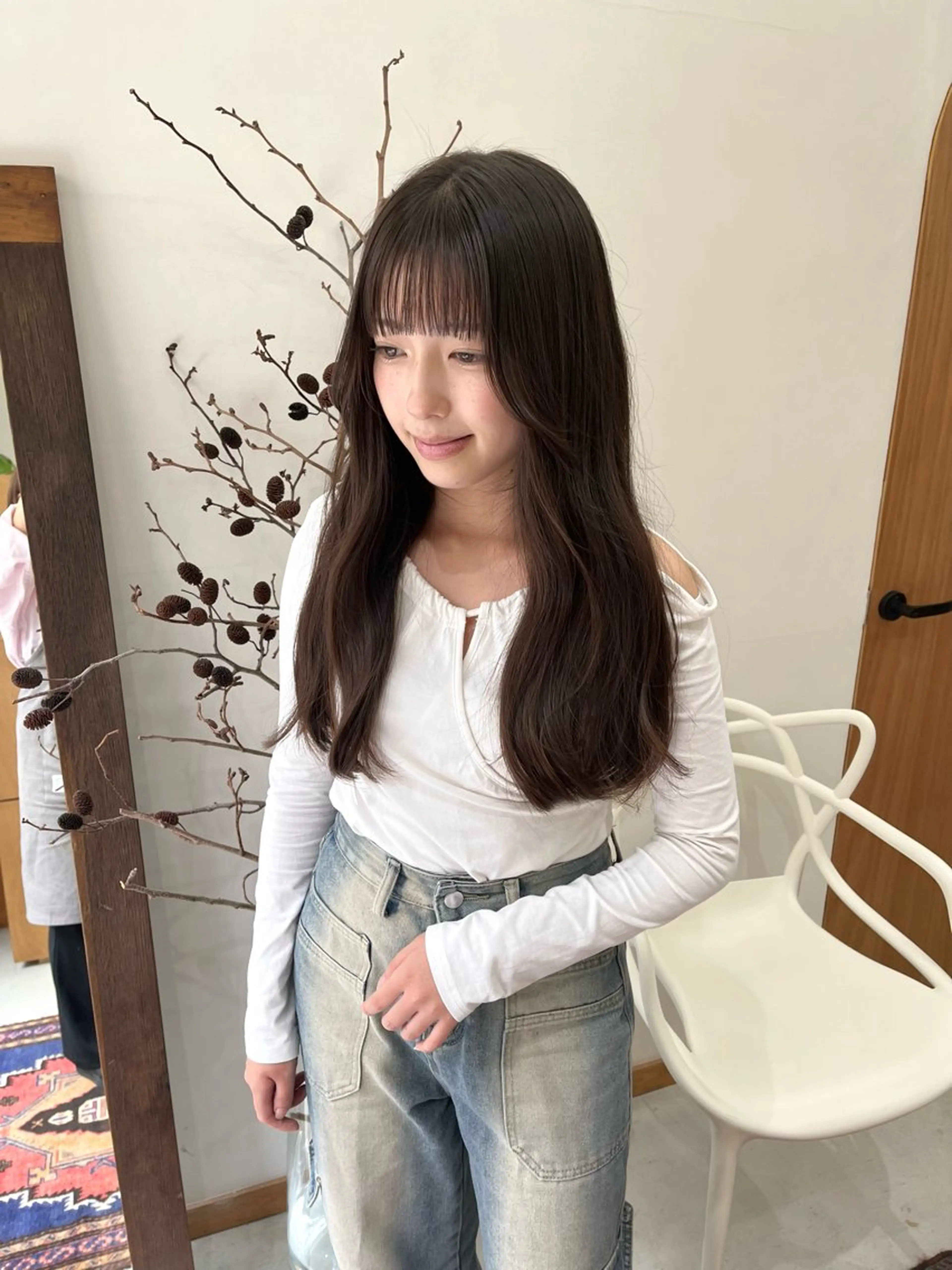 ロング カラー ヘアアレンジ ロング カット トリートメント ena/ブリーチなし 暖色・ベージュ🎀のヘアスタイル