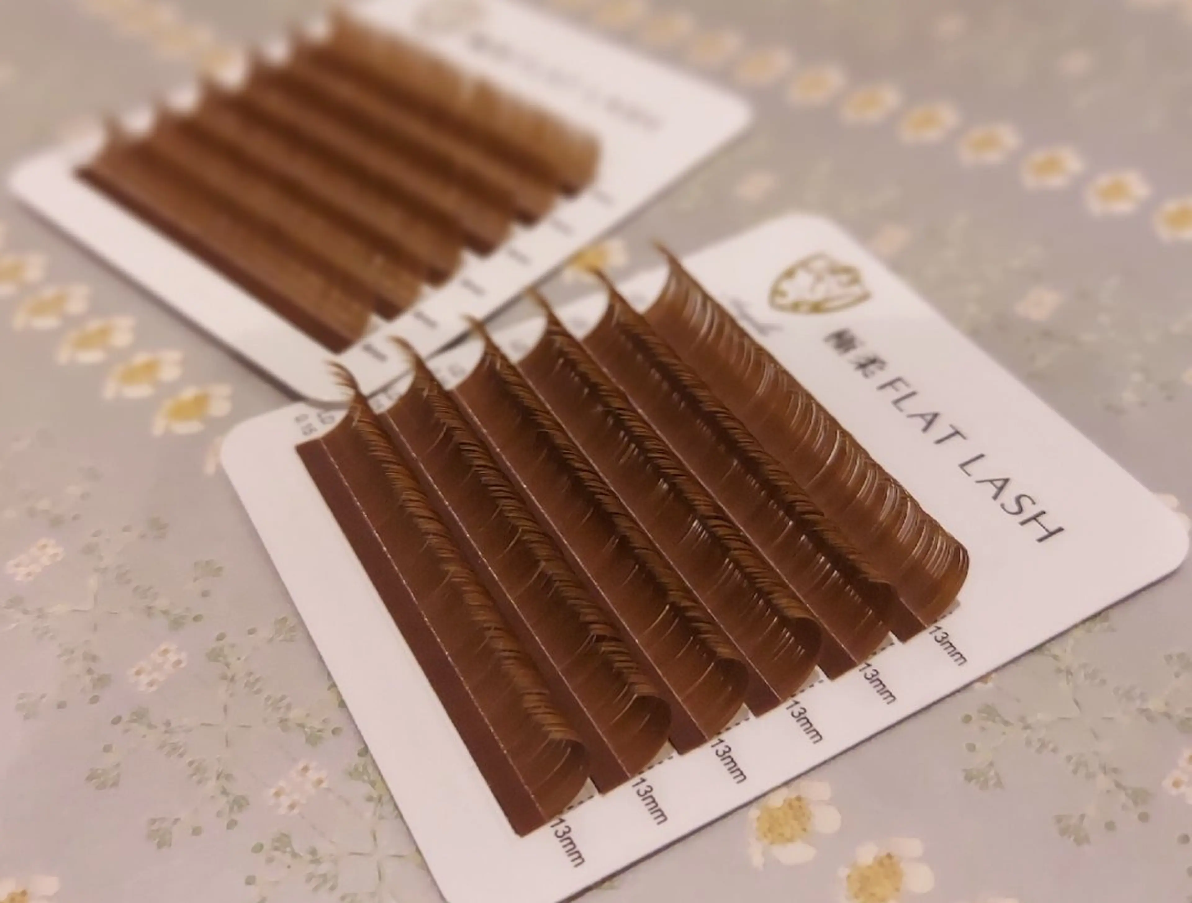 マツエク・マツパ カラーマツエク Dカール U_la所属・U_la [ウーラ] 片岡の眉毛・アイブロウイメージ