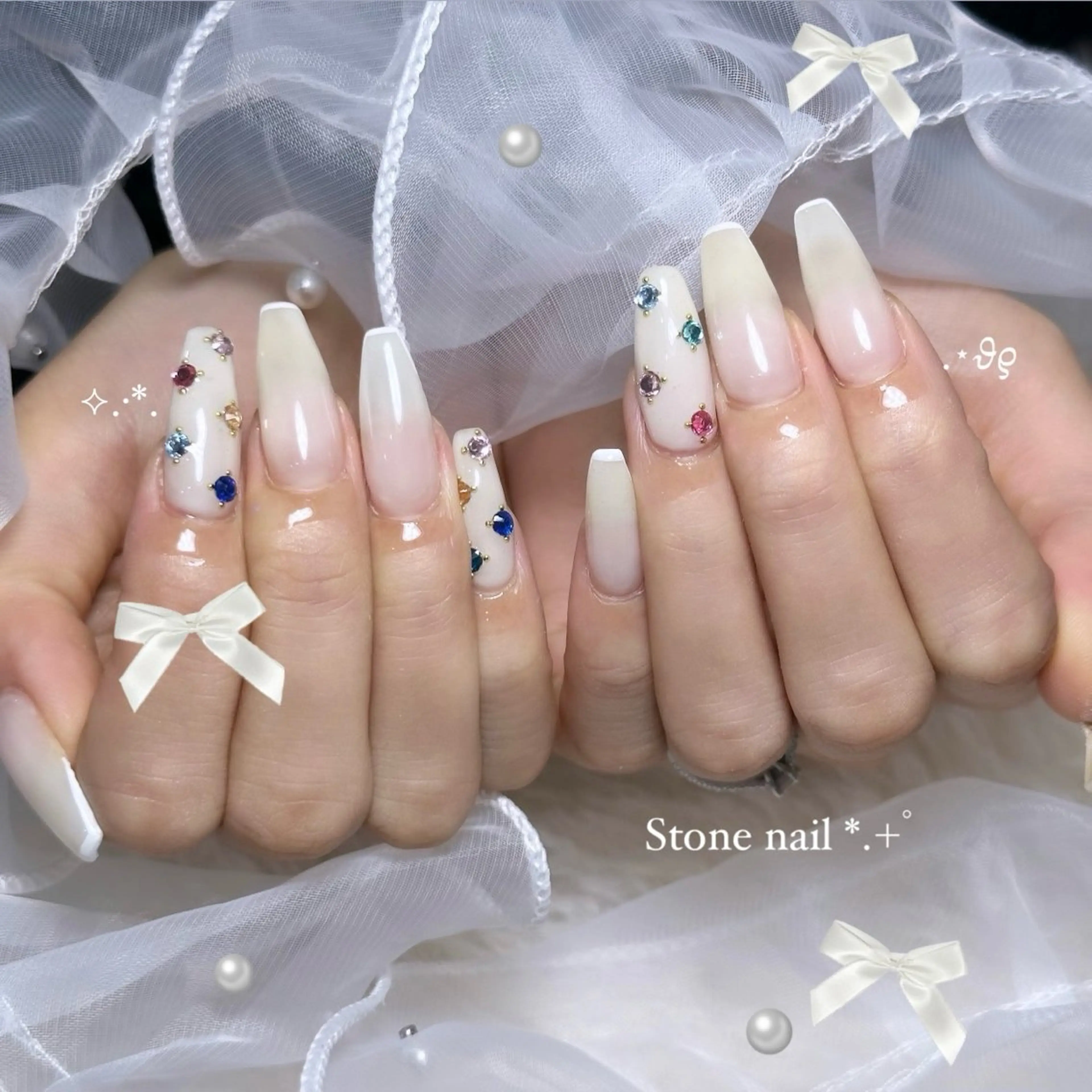 ネイル ハンドネイル Ema Nail 豊中店所属・EmaNail 👩🏼💖MIRIのネイルデザイン